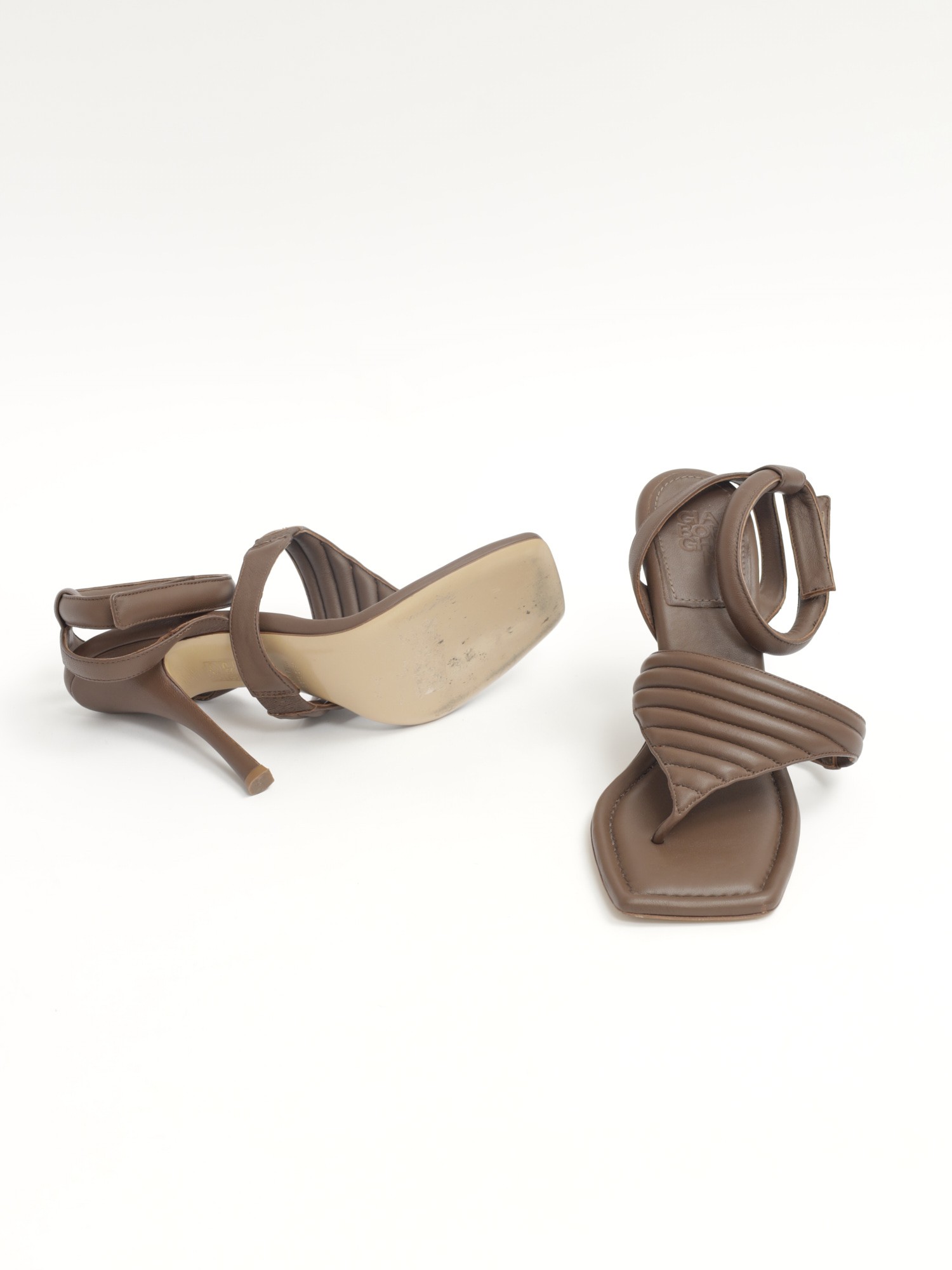Gia Shoes 38.5 10