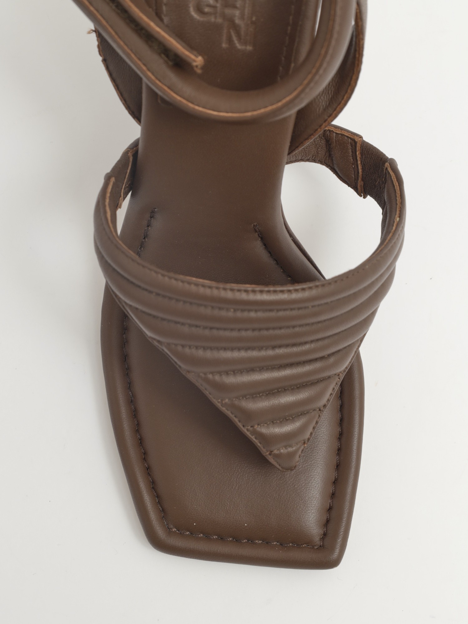 Gia Shoes 38.5 4