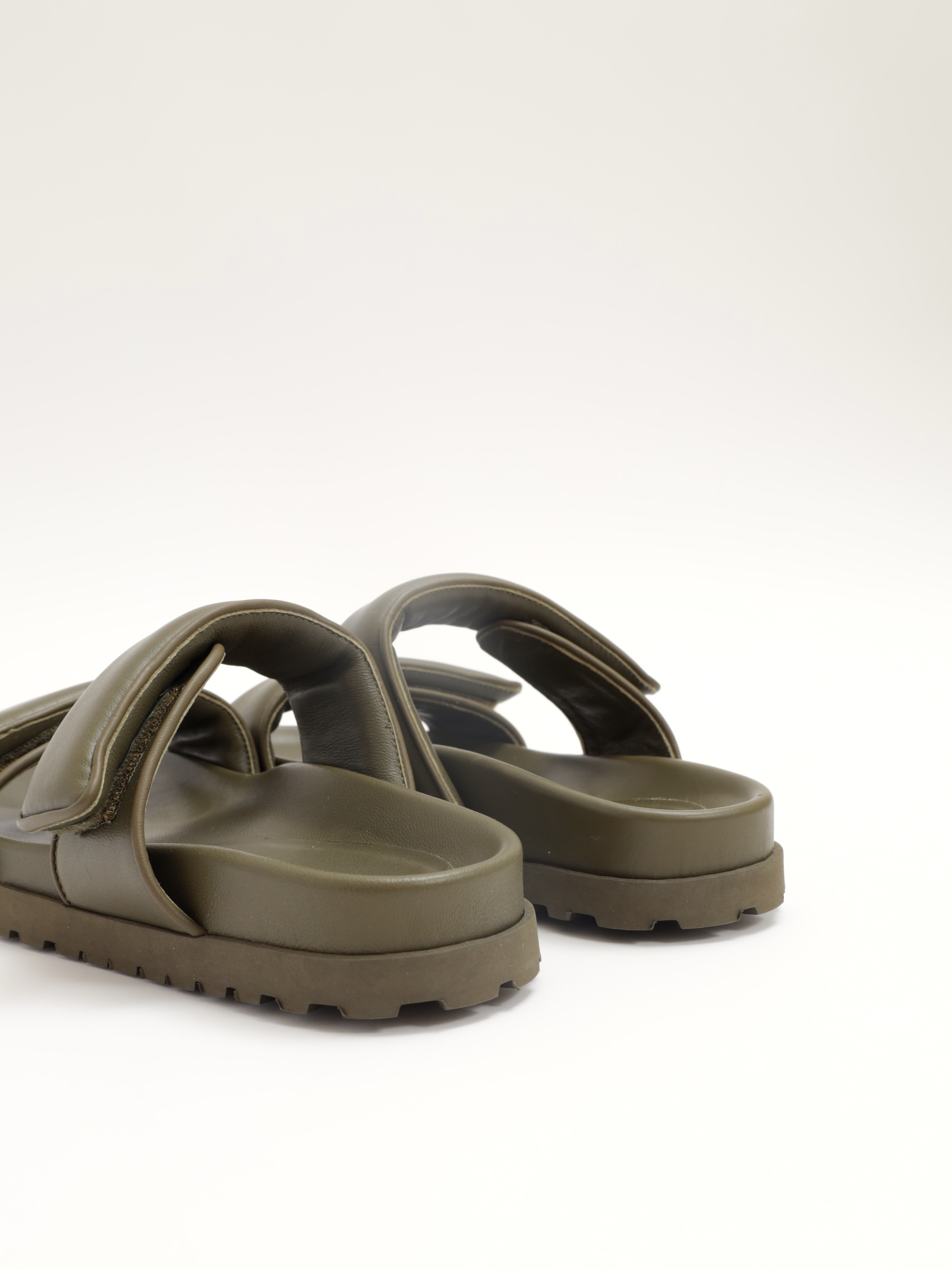 Gia Shoes 38 9