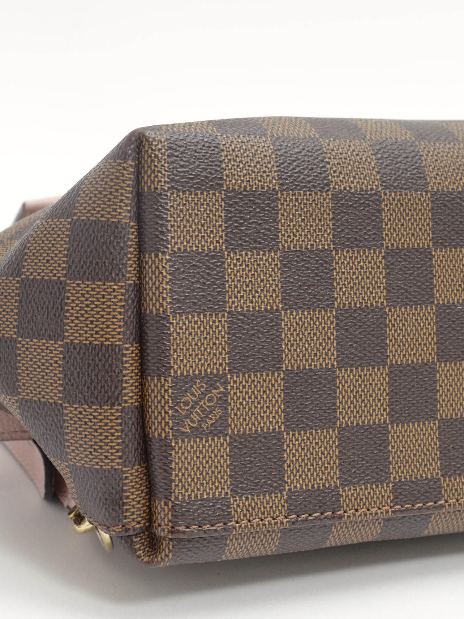 Louis Vuitton Clapton 8