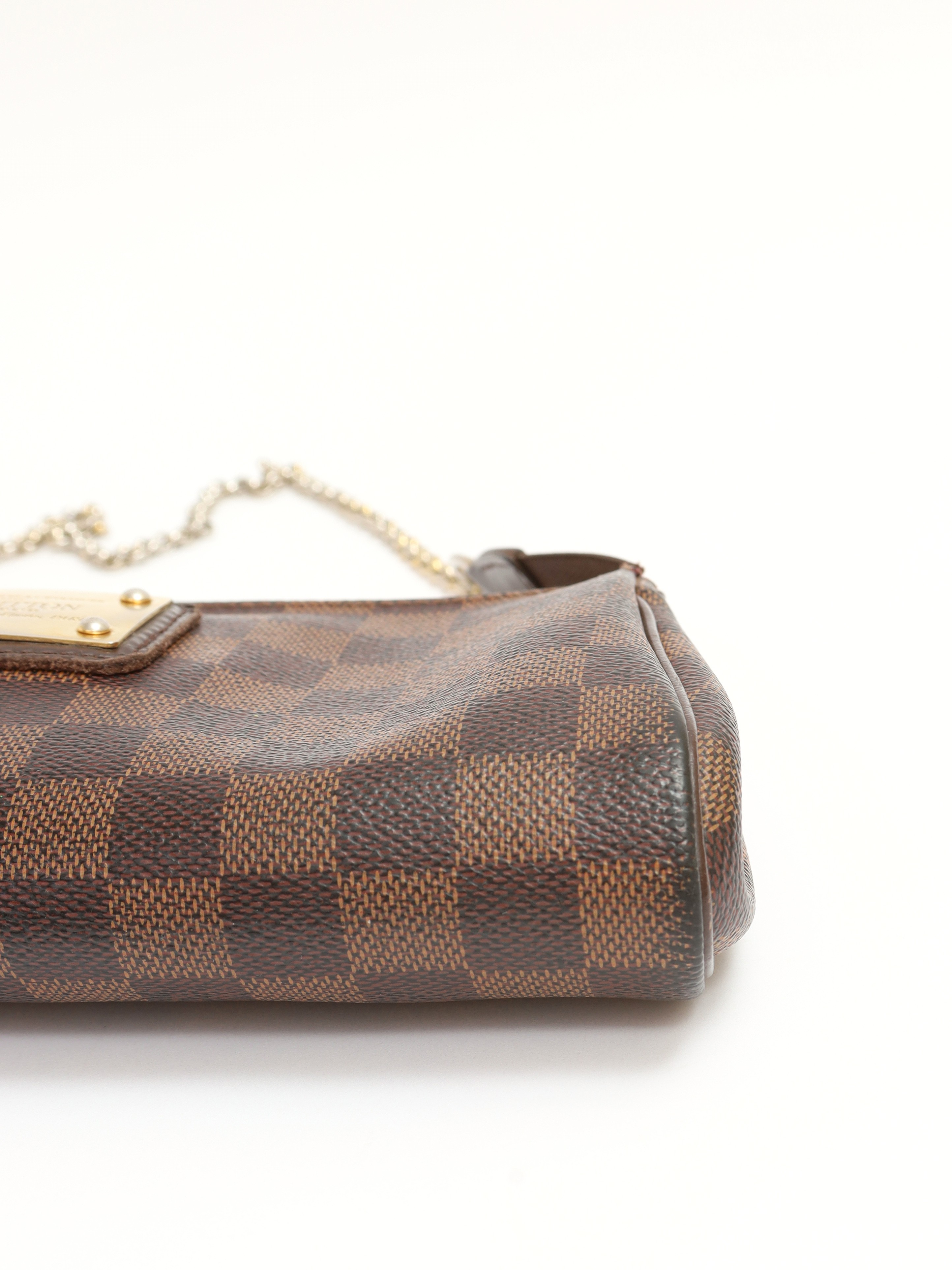 Louis Vuitton Eva 8