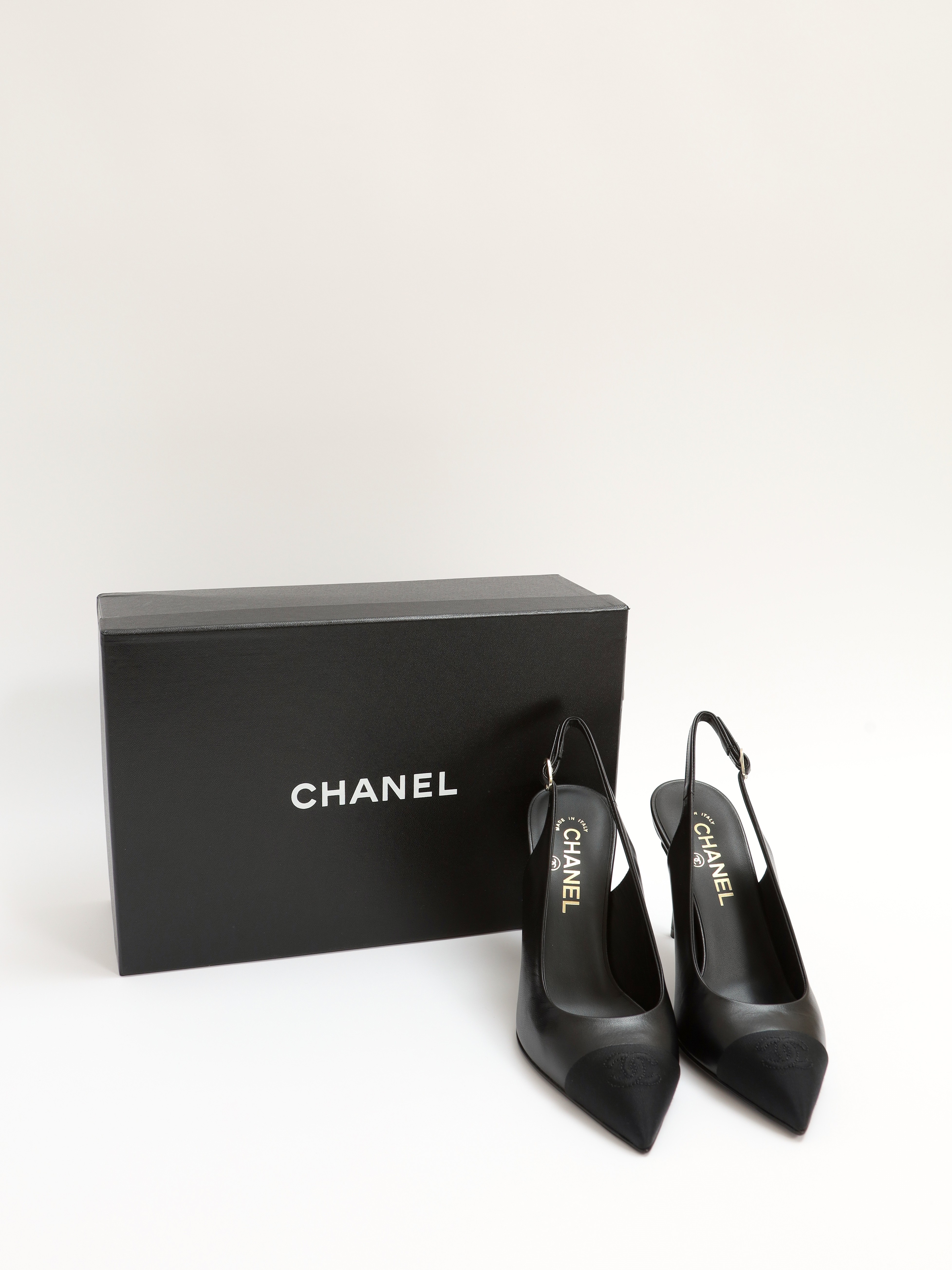 Chanel Shoes 38 11
