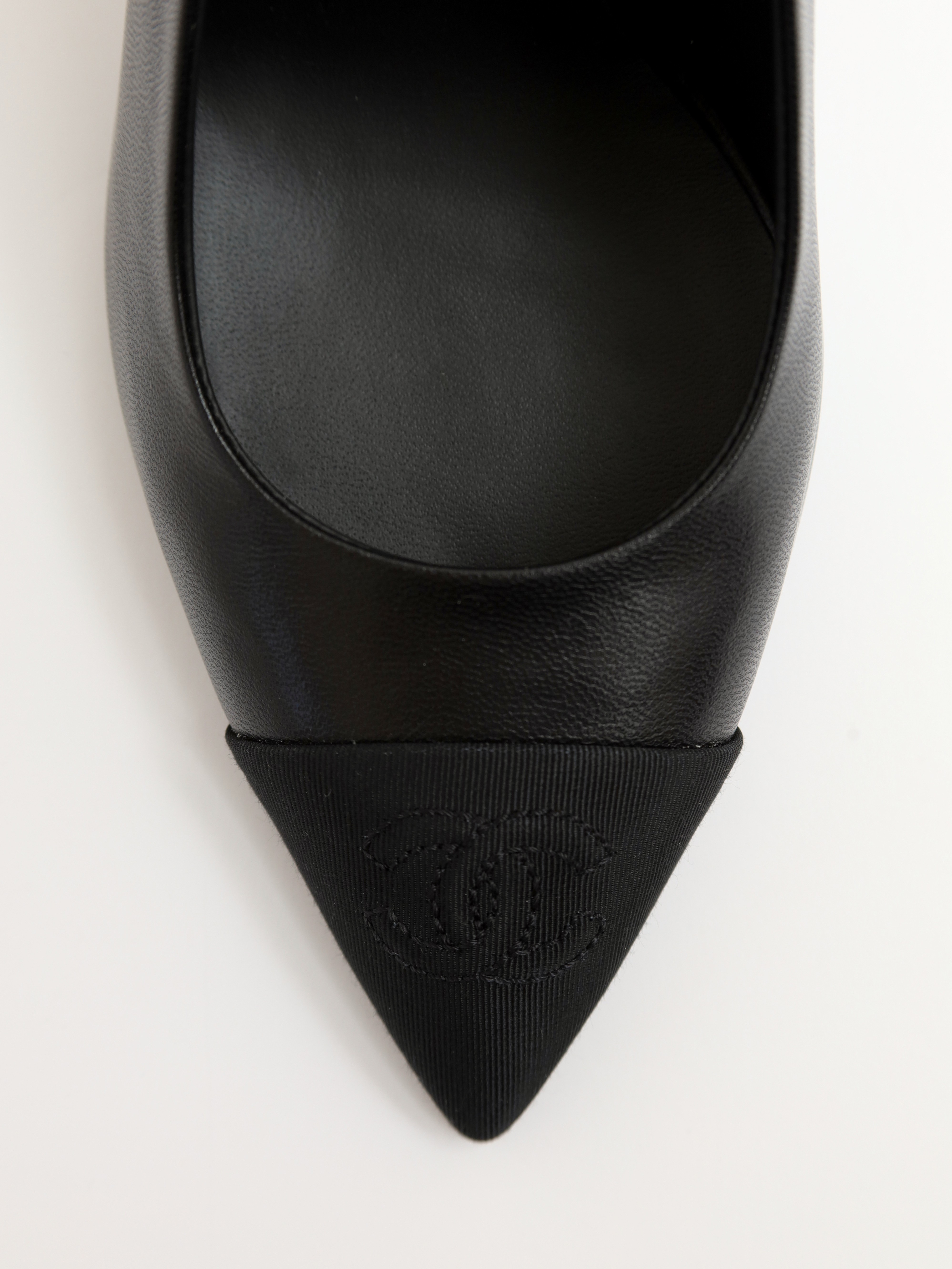 Chanel Shoes 38 4