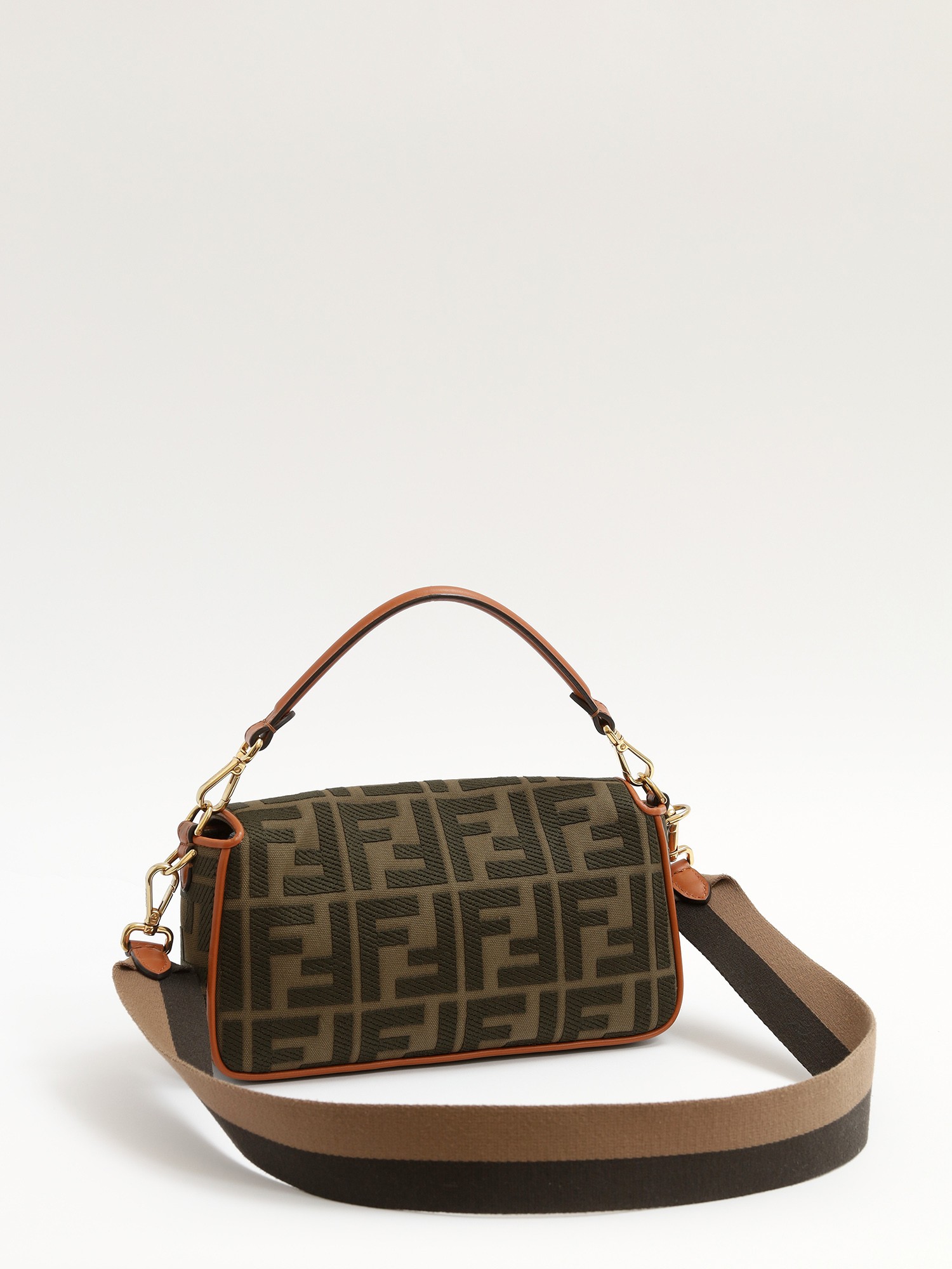 Fendi Baguette 4