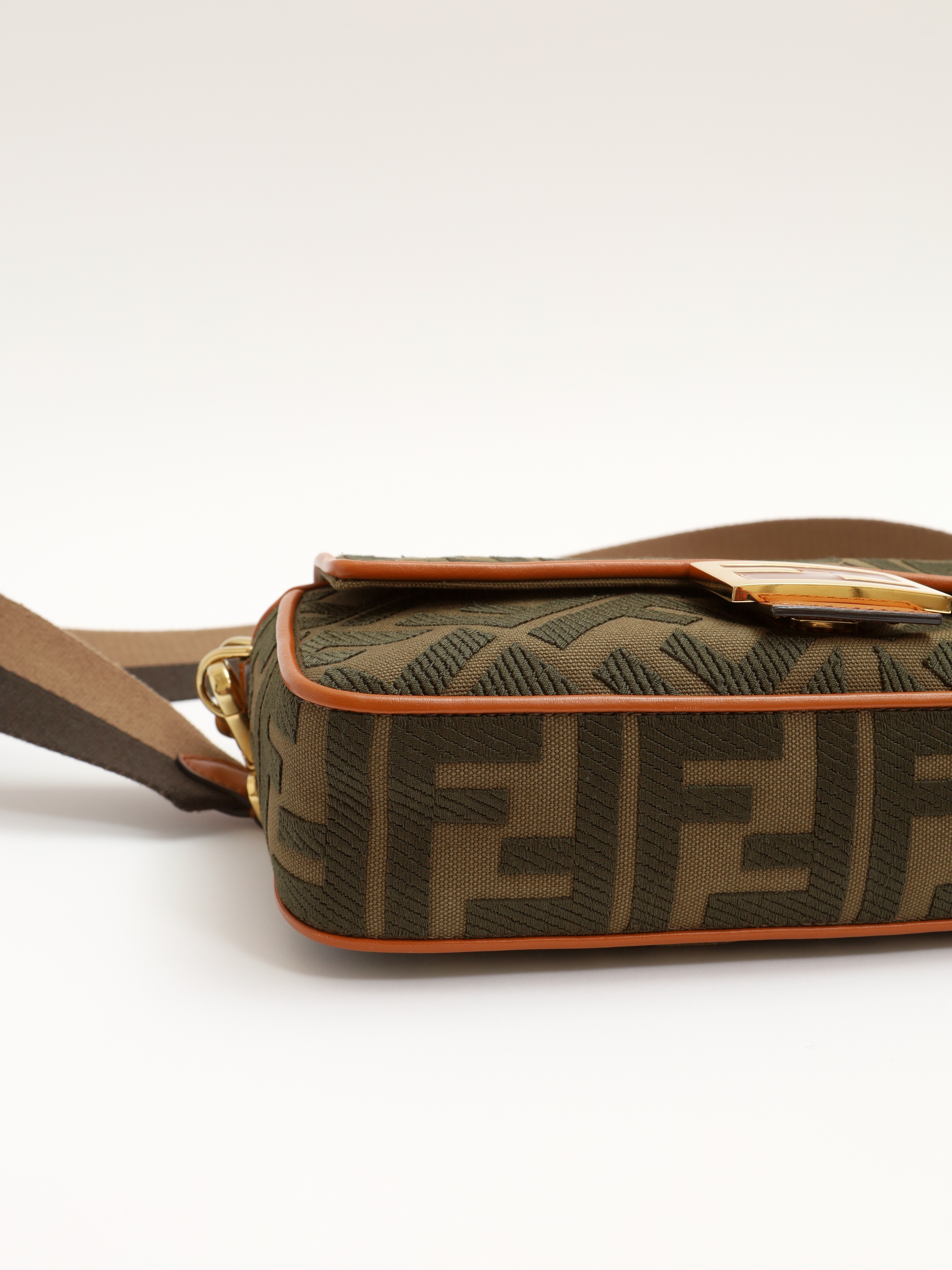 Fendi Baguette 9