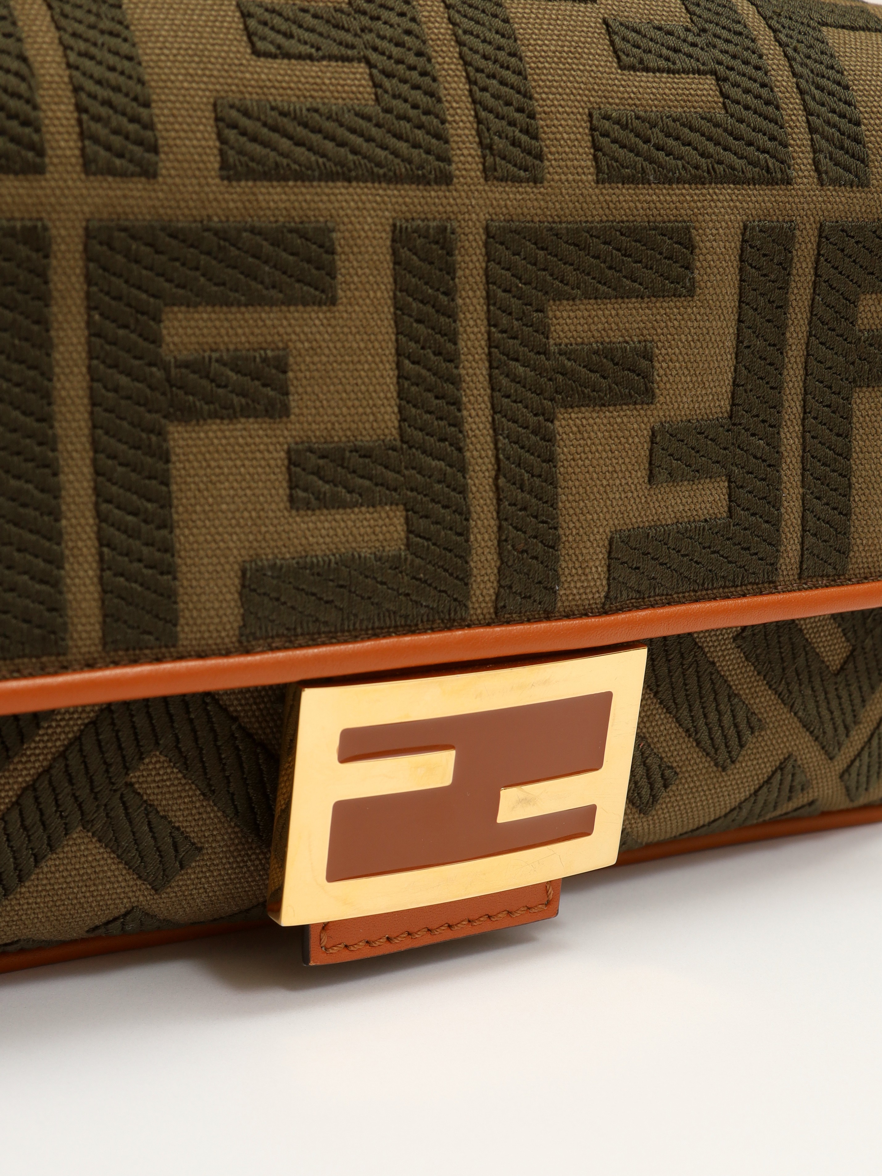 Fendi Baguette 6