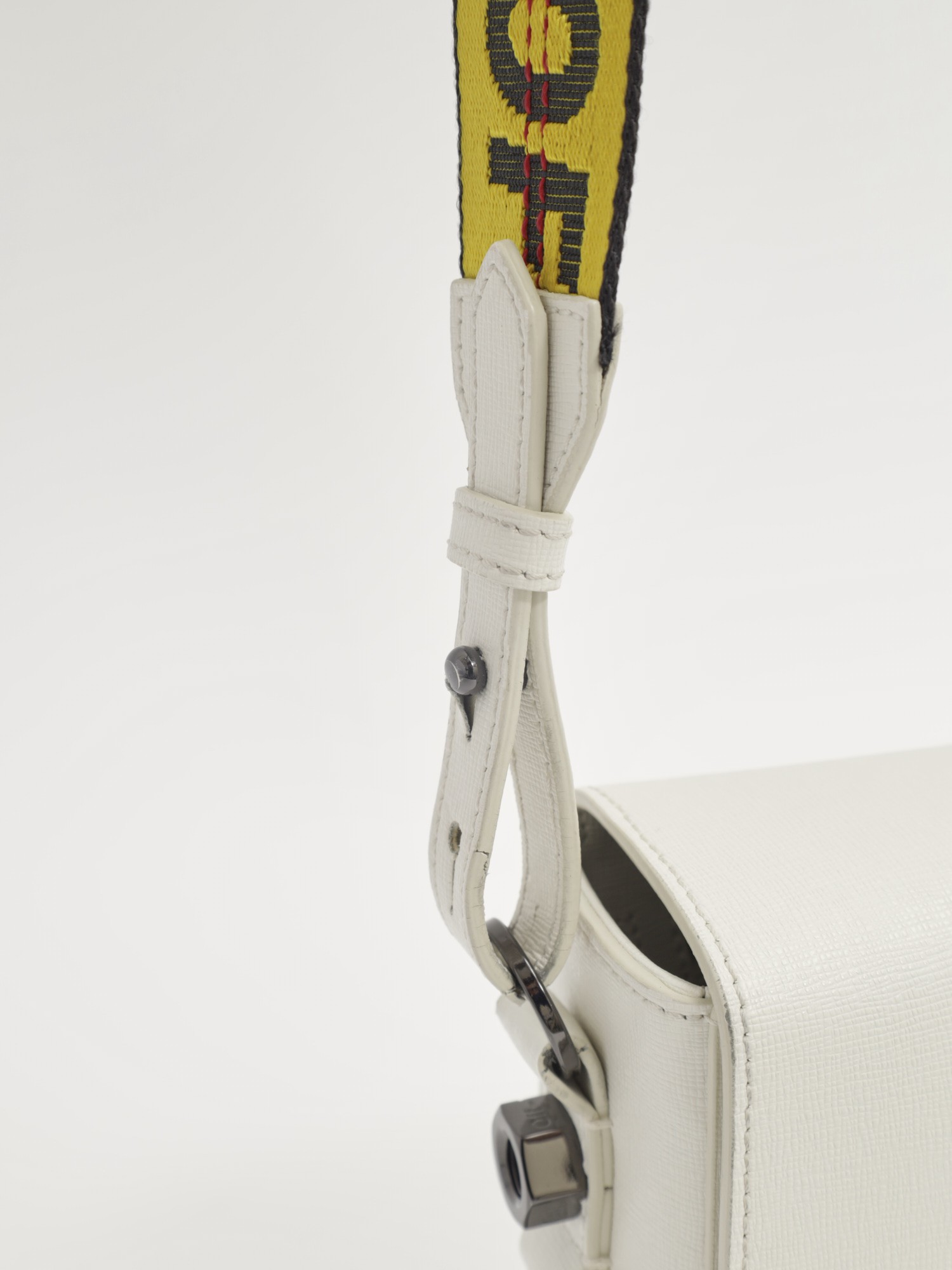 Off-White Binder 6