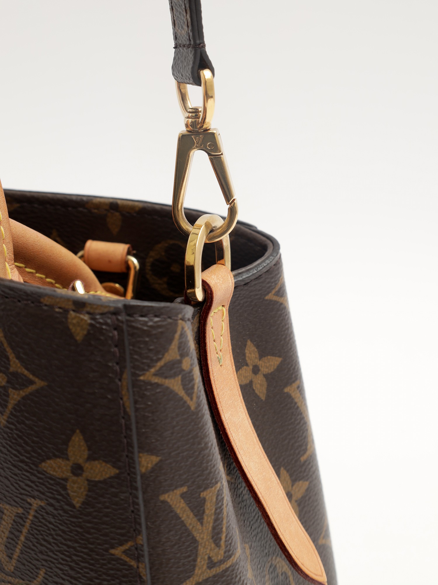 Louis Vuitton Montaigne 7