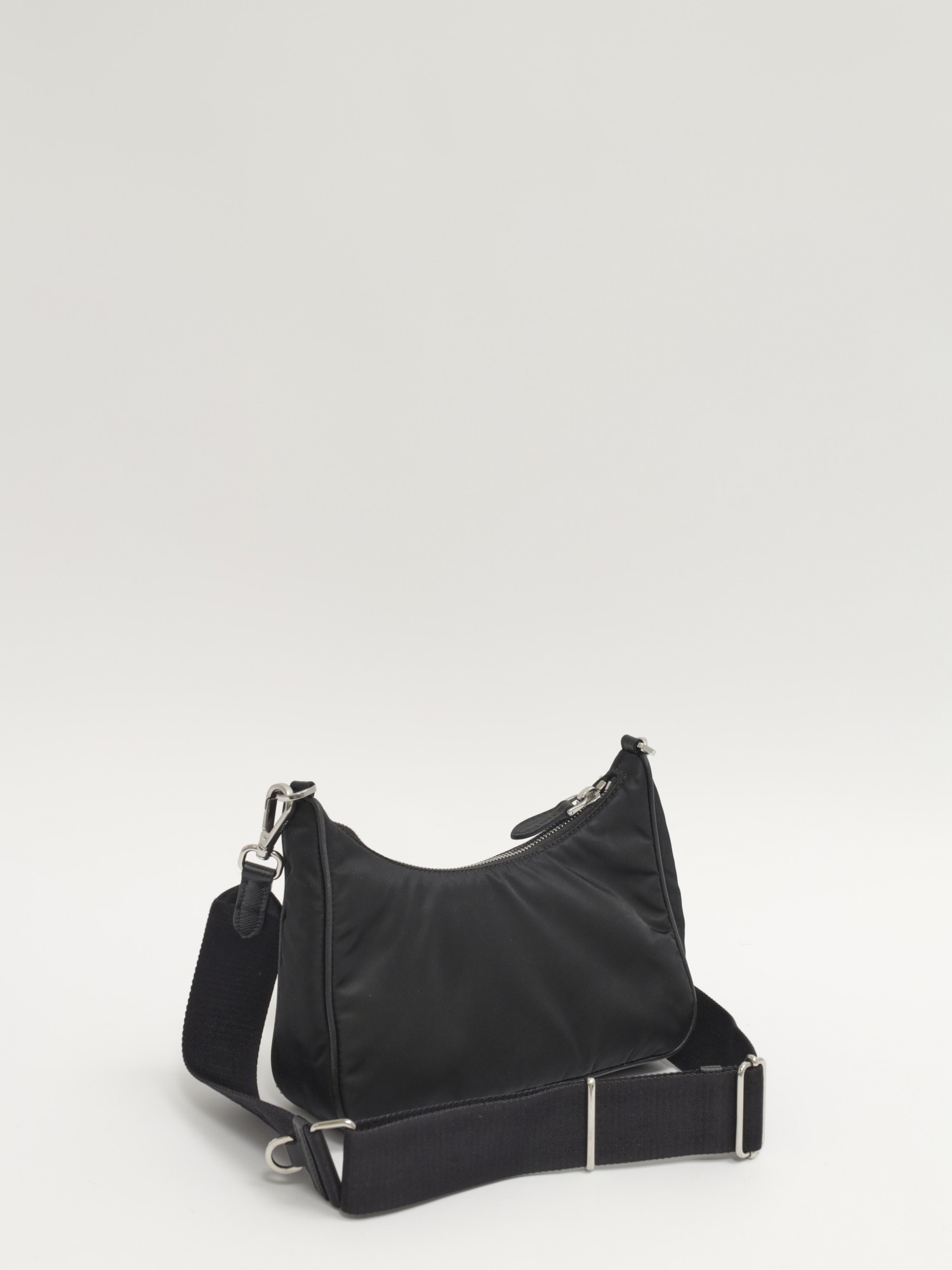 Prada Re-Edition 2005 3