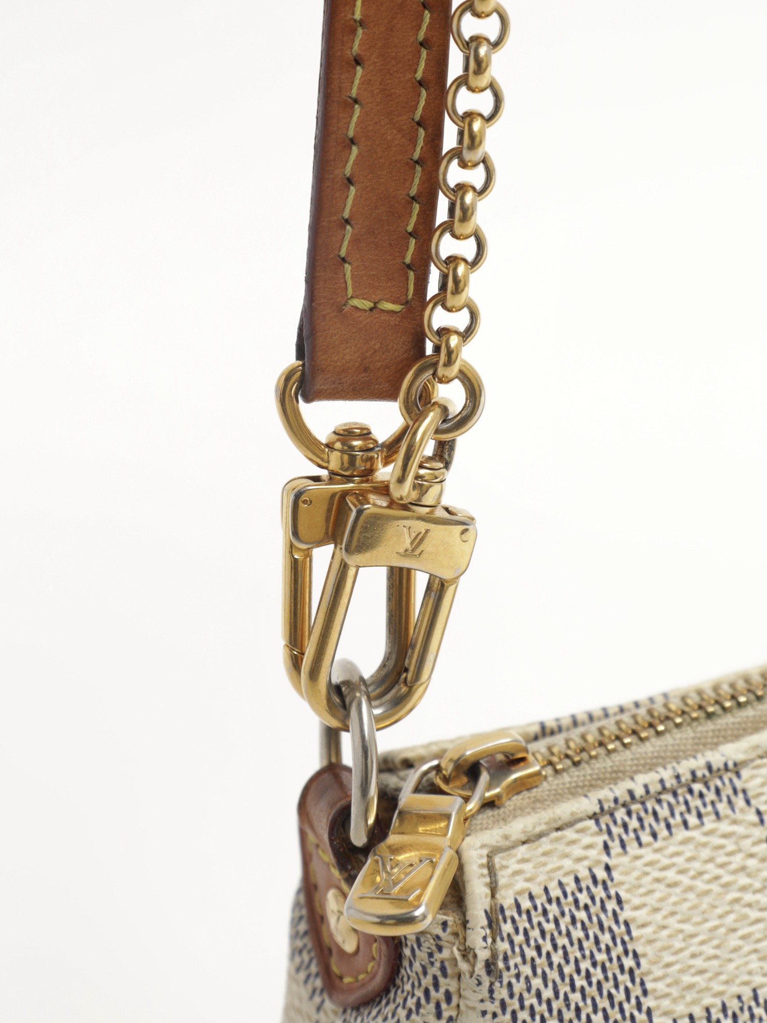 Louis Vuitton Eva 5
