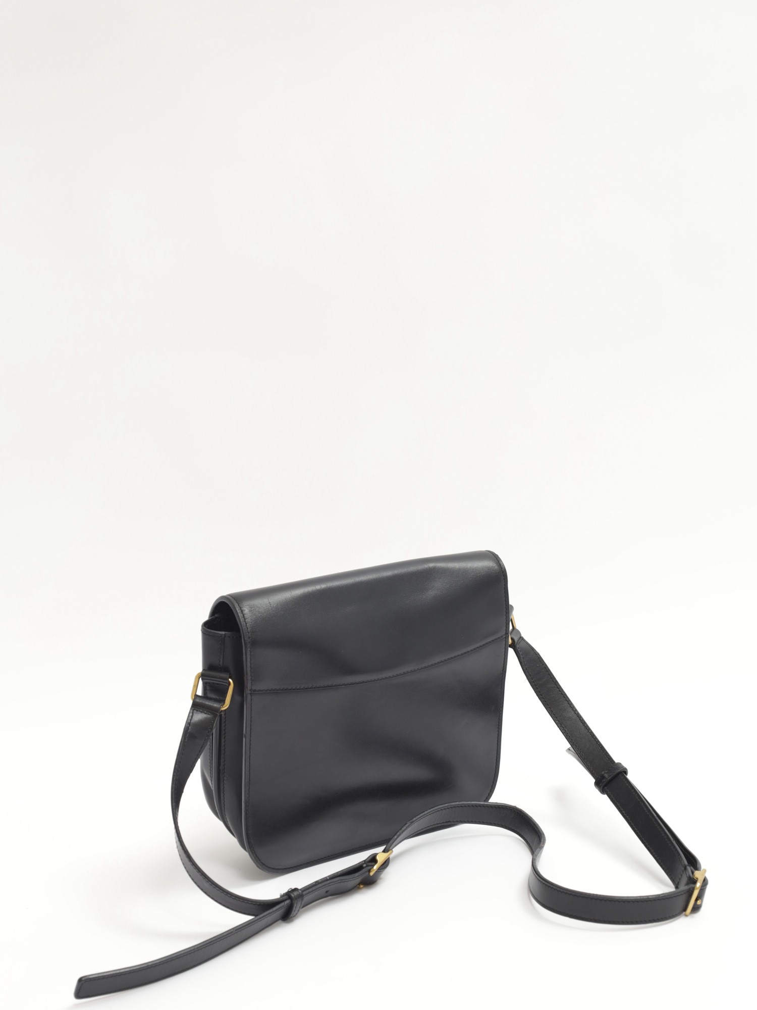 Saint Laurent Amalia 3