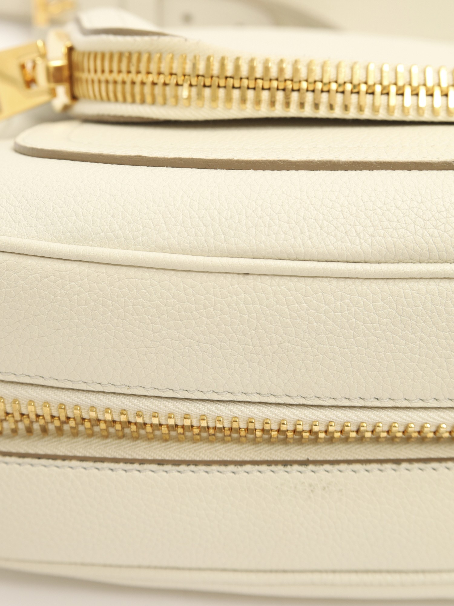 Tom Ford Jennifer 9