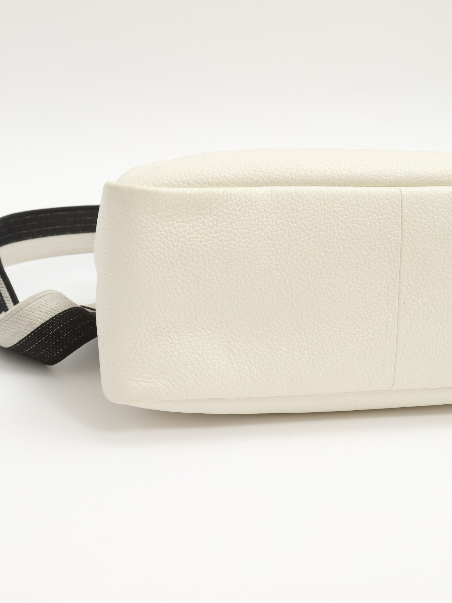 Prada Leather Bag 6