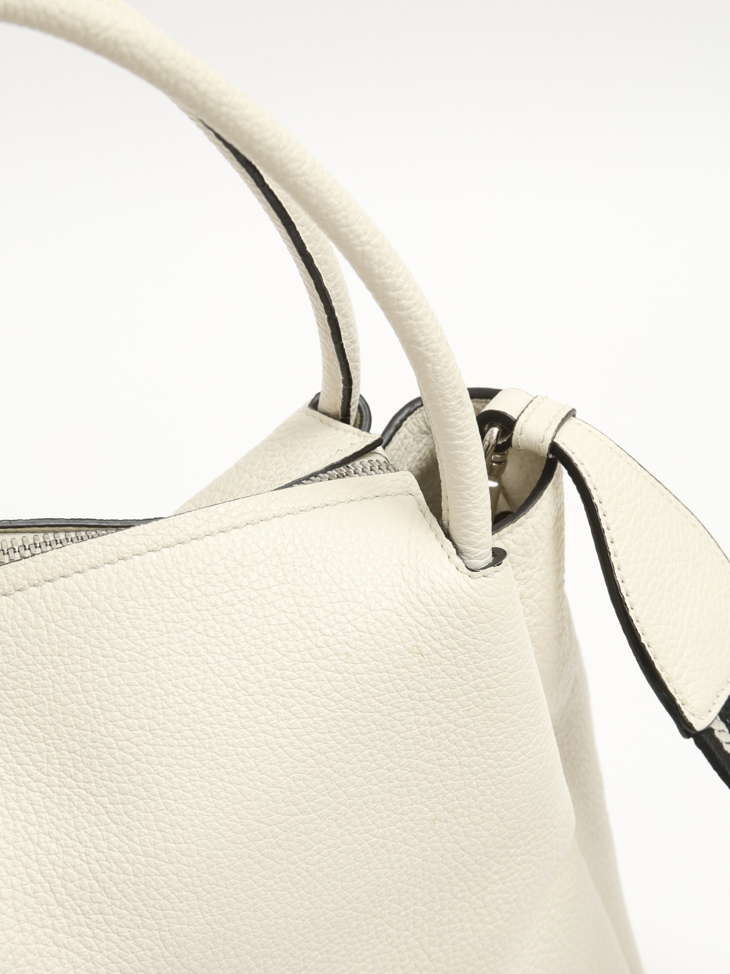 Prada Leather Bag 9
