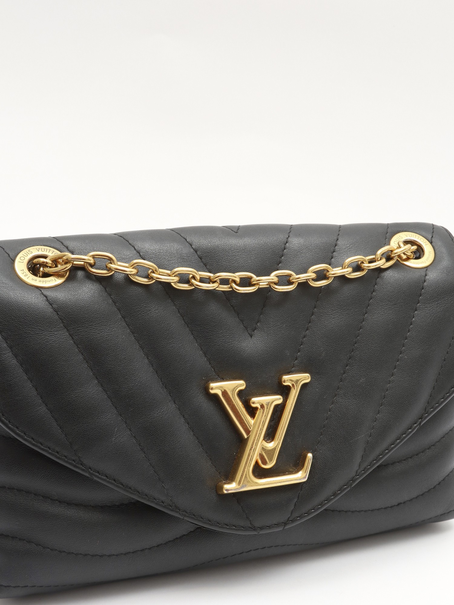 Louis Vuitton New Wave 6