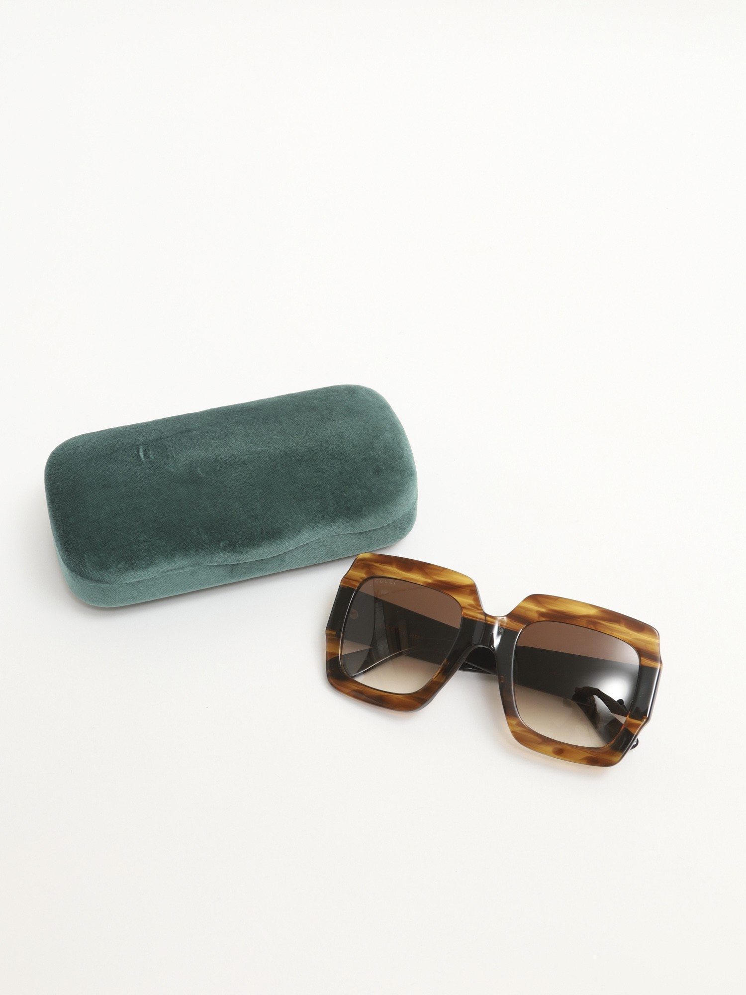 Gucci Sunglasses 6