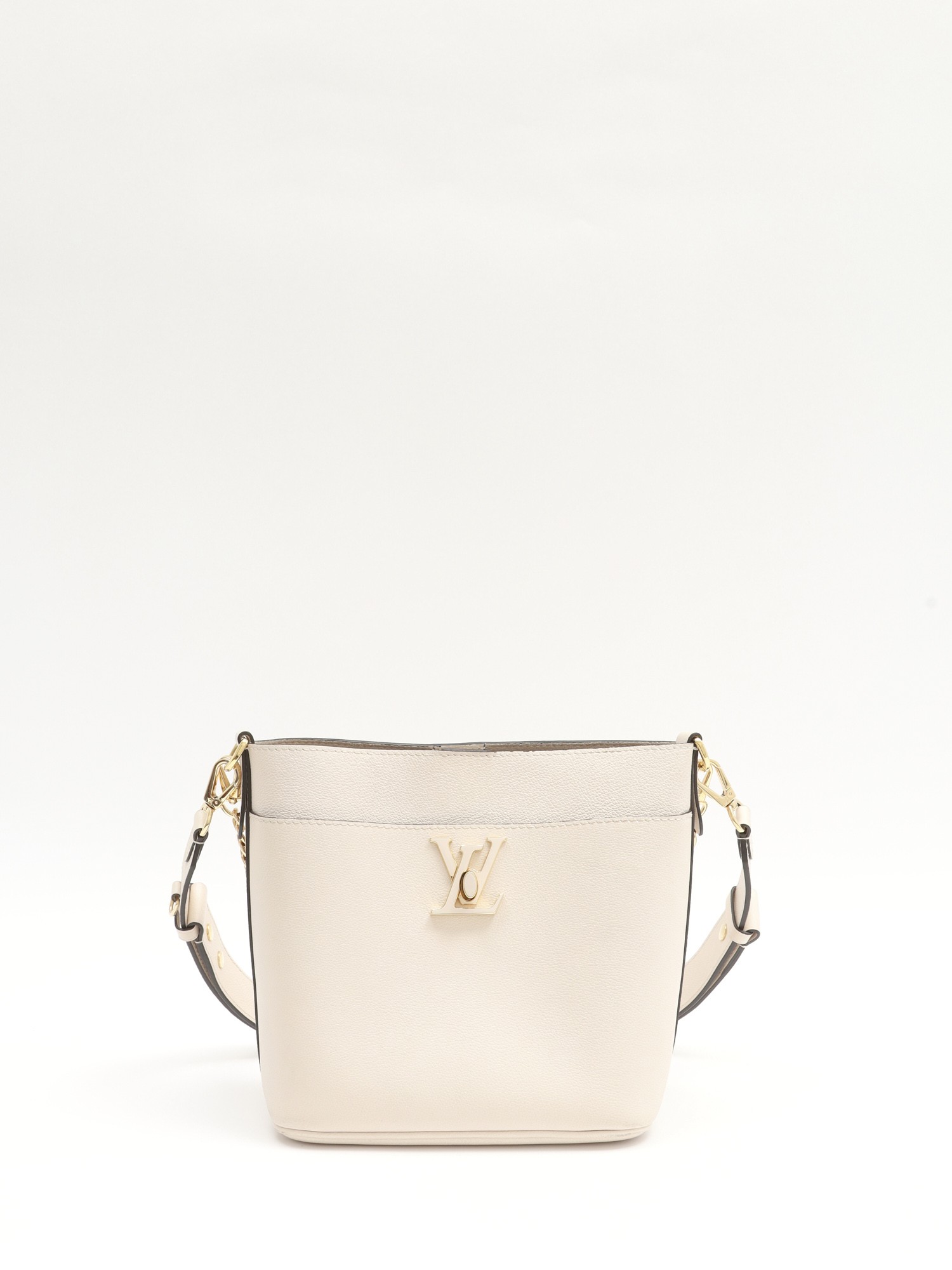 Louis Vuitton Lock And Walk 0