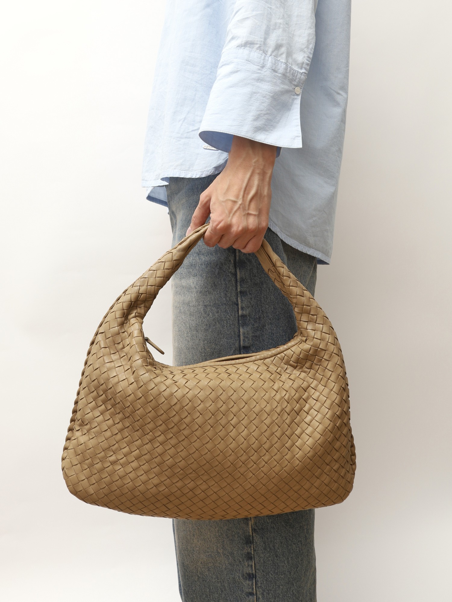 Bottega Veneta Leather Bag 1