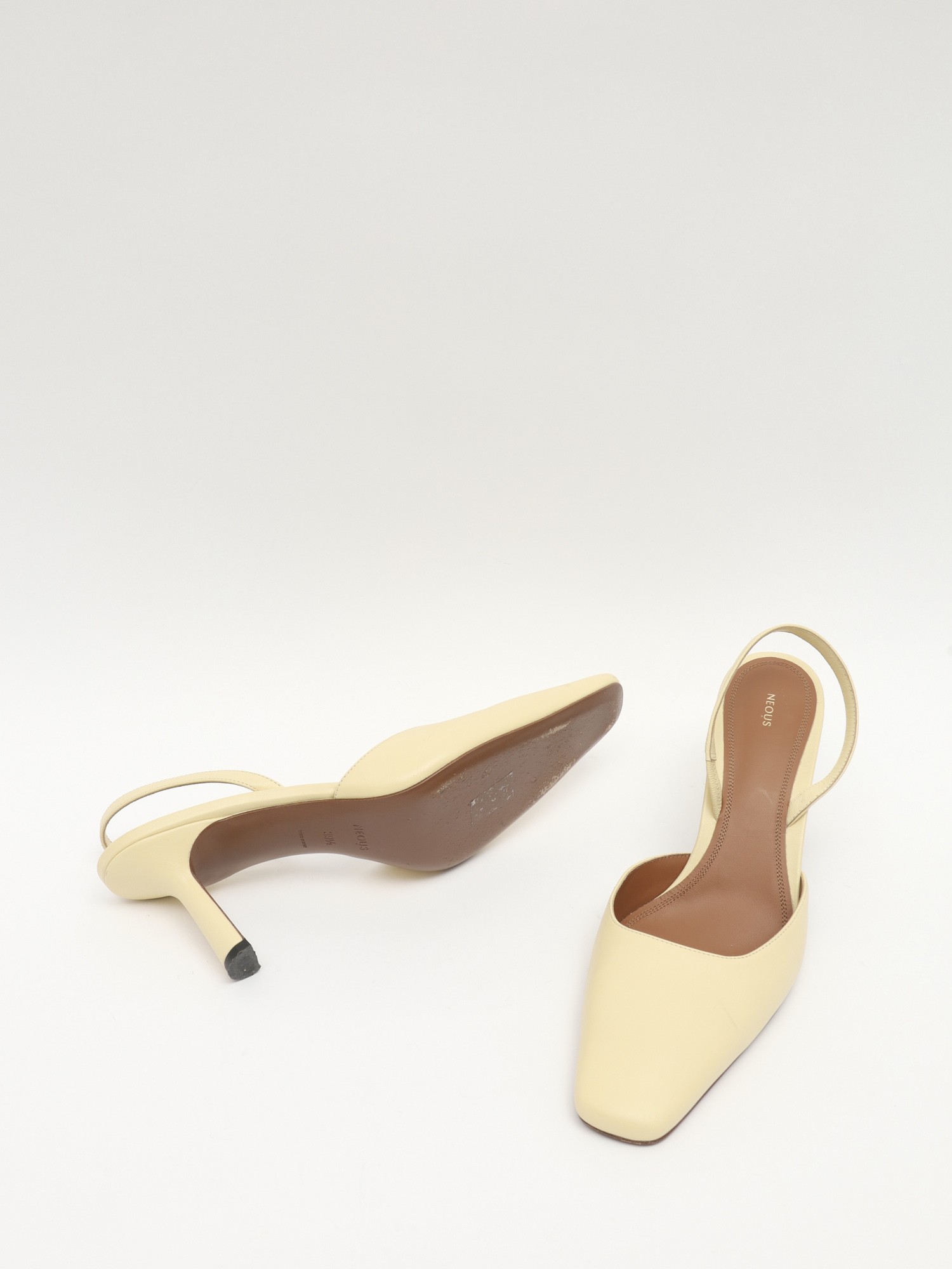 Neous Shoes 39.5 10