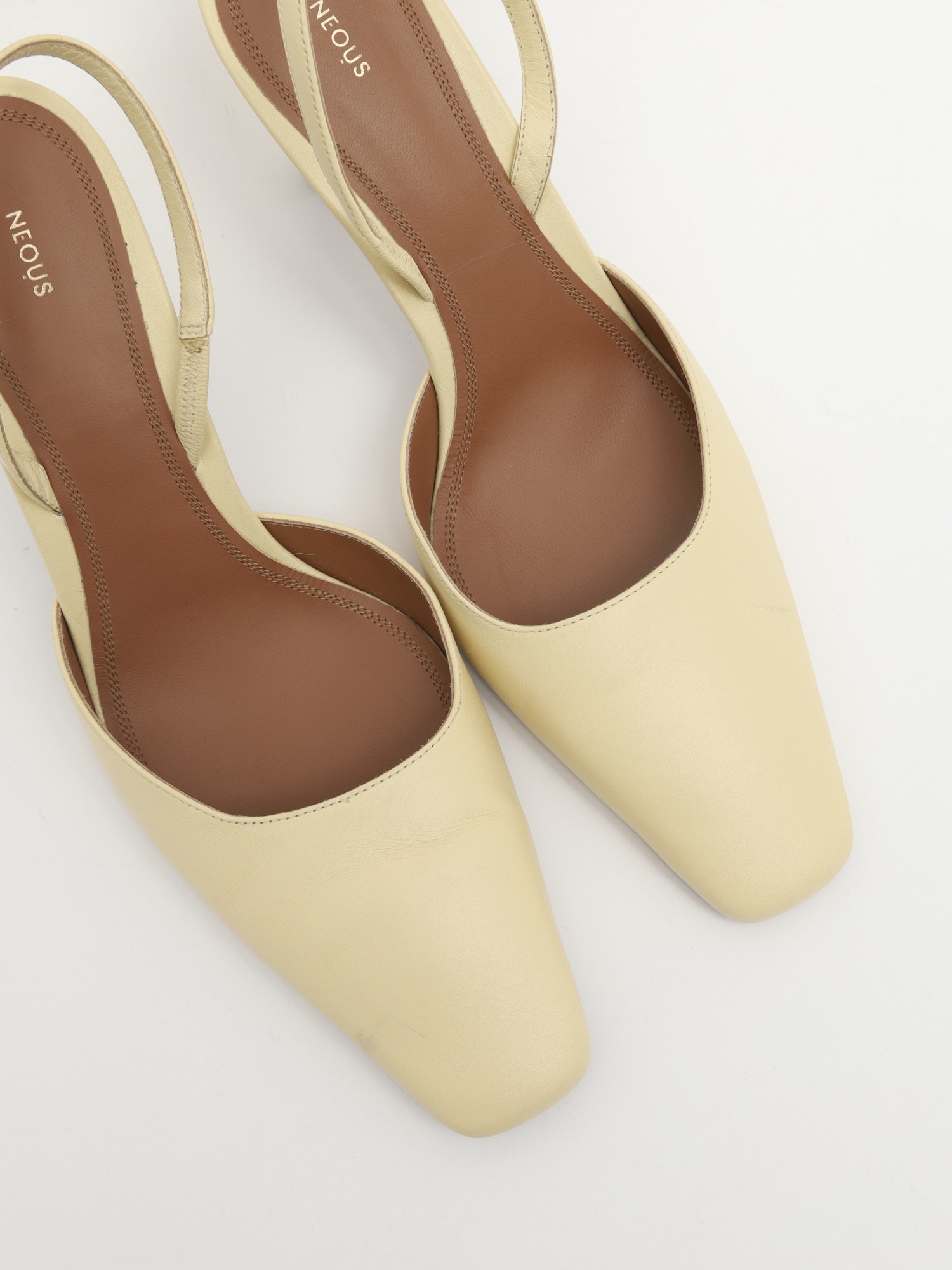 Neous Shoes 39.5 6