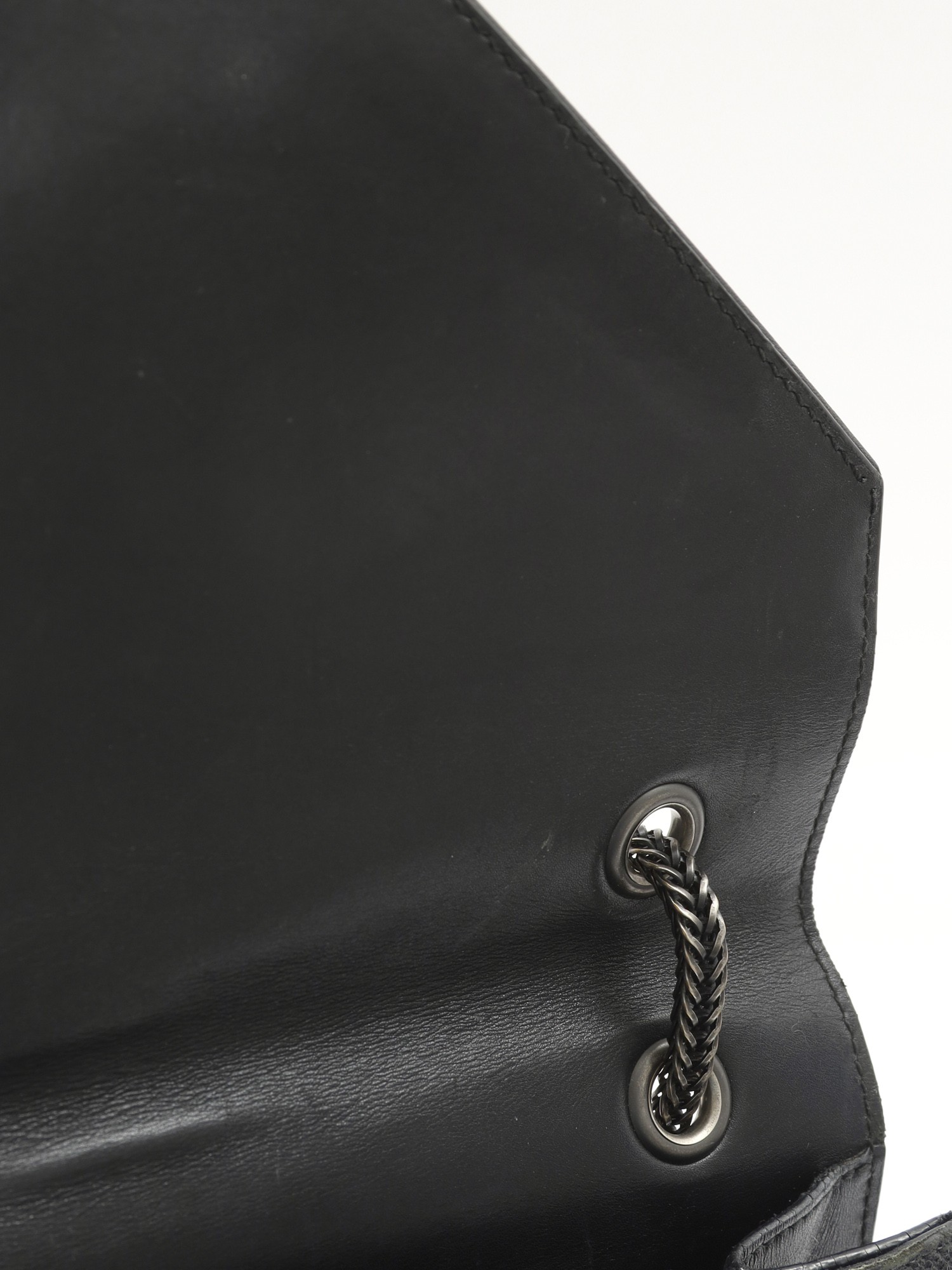 Saint Laurent Betty 7