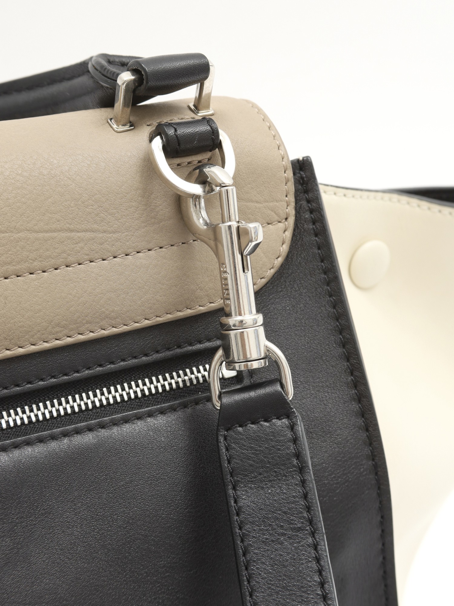 Celine Trapeze  17