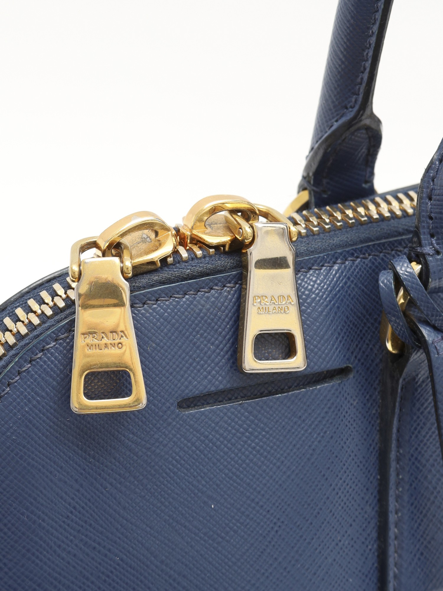Prada Promenade 6