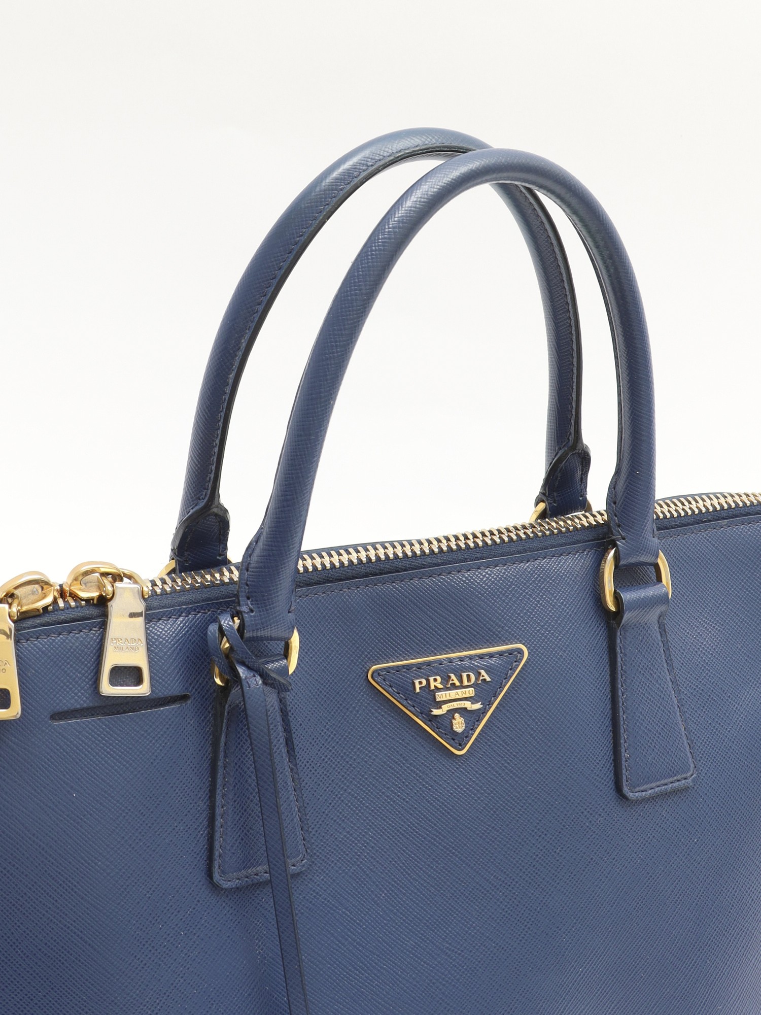 Prada Promenade 4