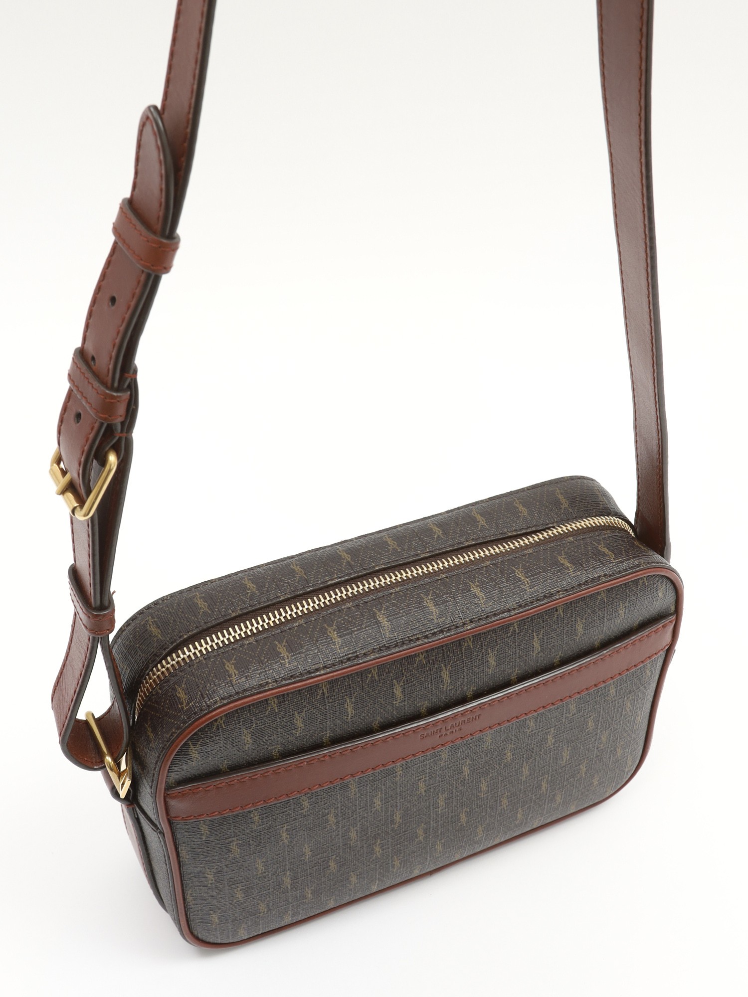 Saint Laurent Le Monogramme 4