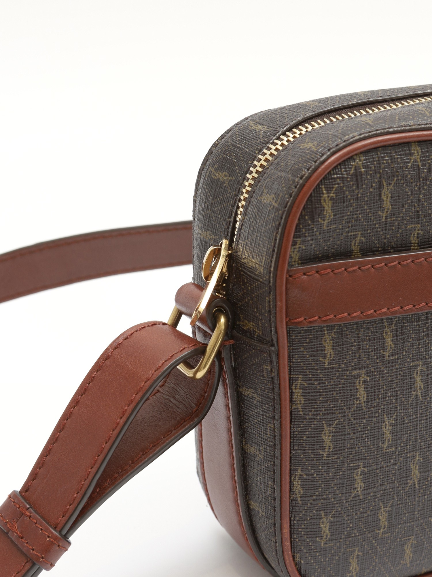 Saint Laurent Le Monogramme 6