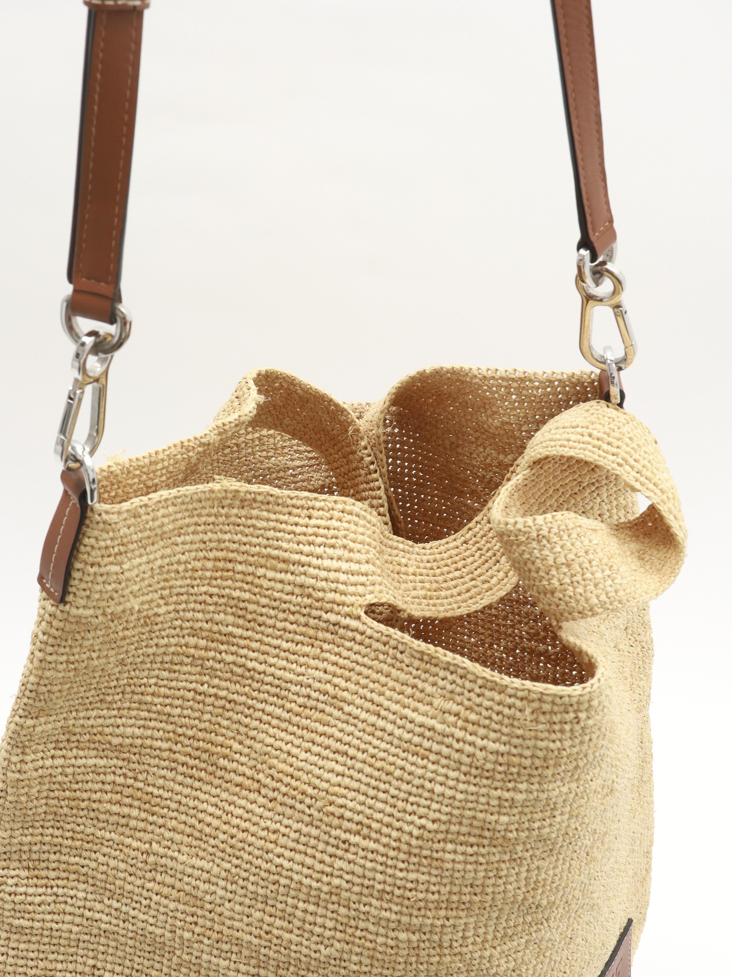 Loewe Slit  4