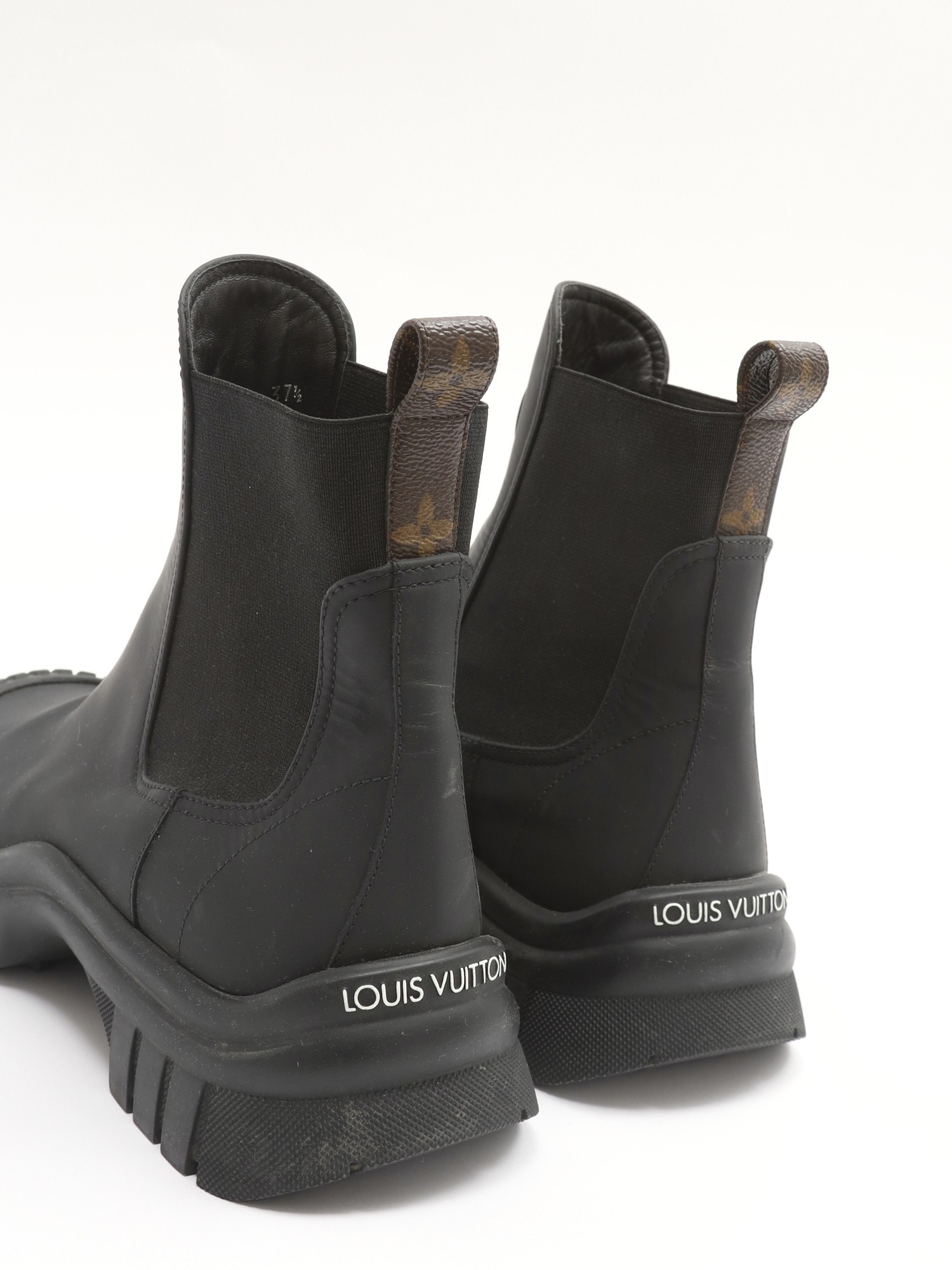 Louis Vuitton Shoes 37.5 9
