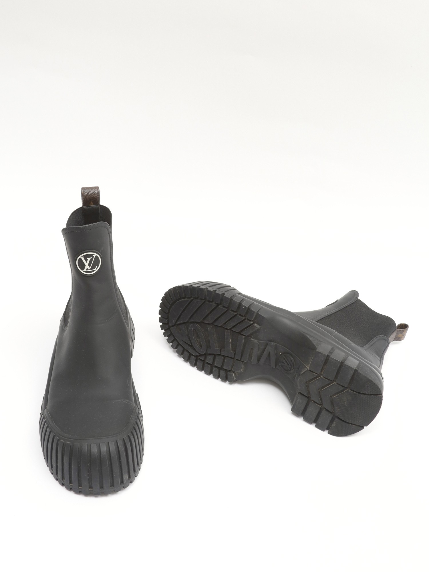 Louis Vuitton Shoes 37.5 8