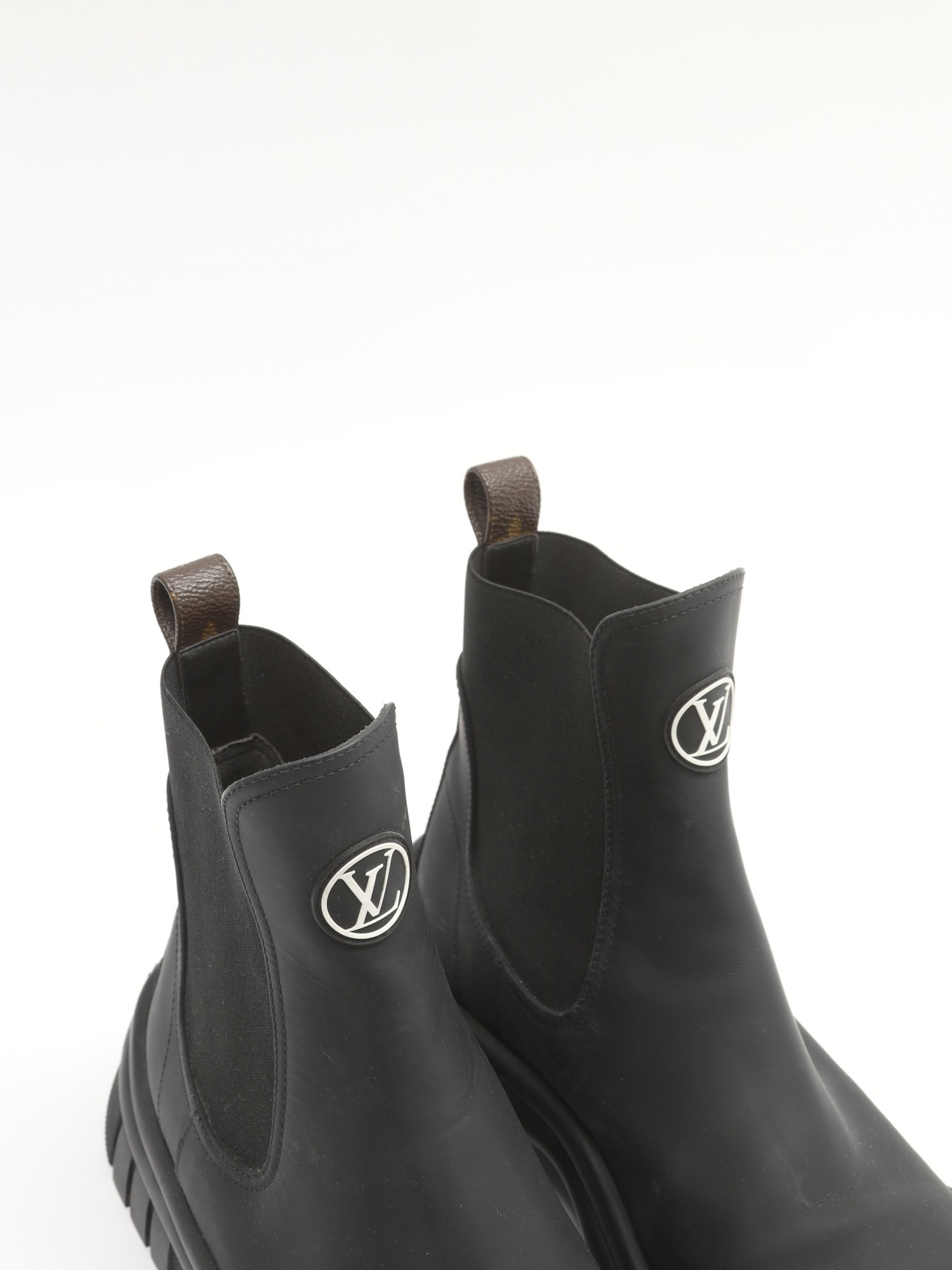 Louis Vuitton Shoes 37.5 7