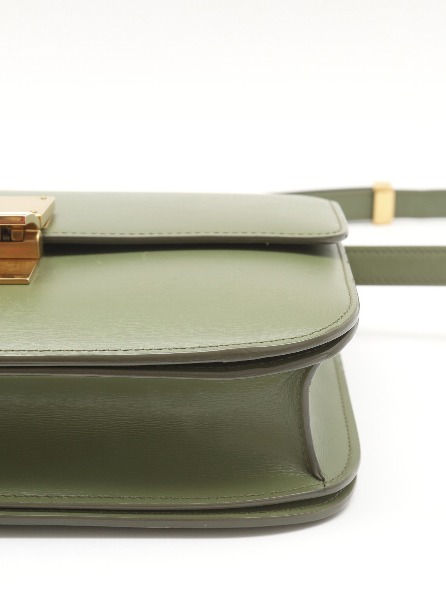 Celine Classic 6