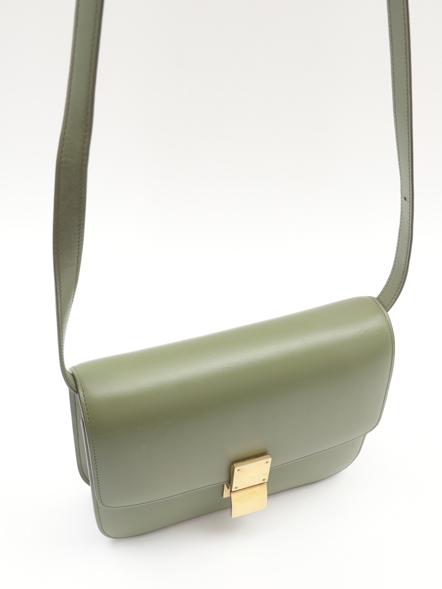 Celine Classic 4