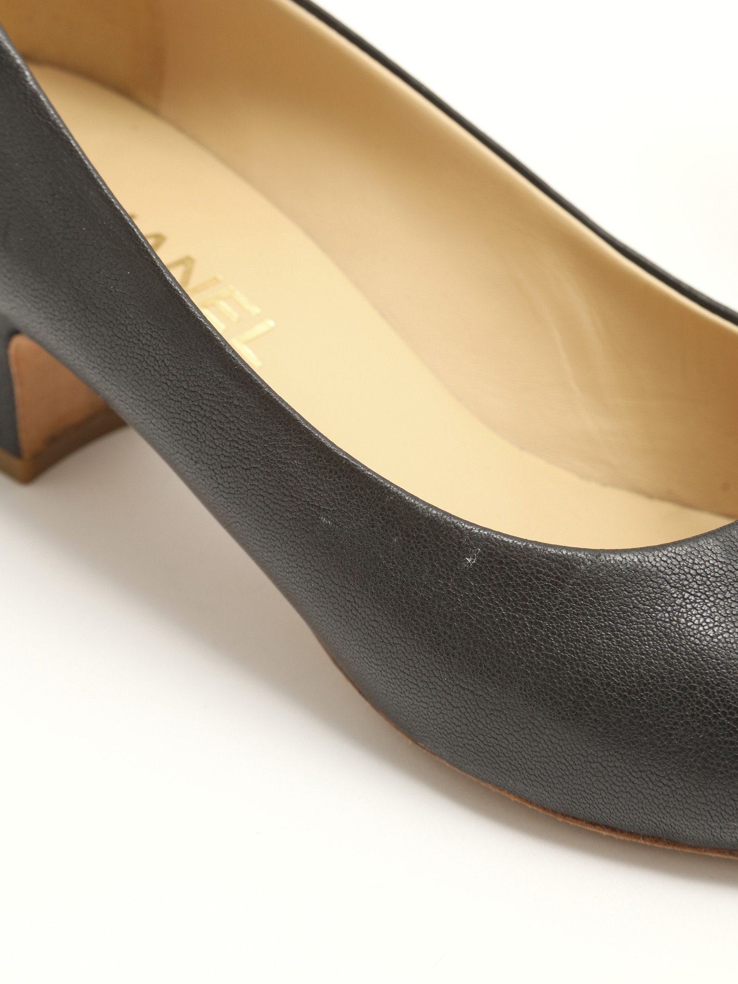 Chanel Shoes 39 11