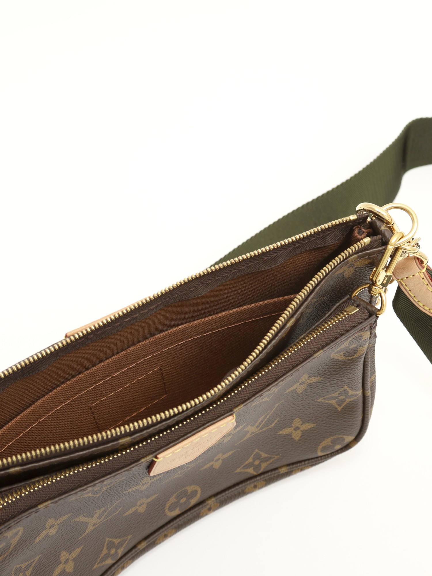 Louis Vuitton Multi Pochette 11