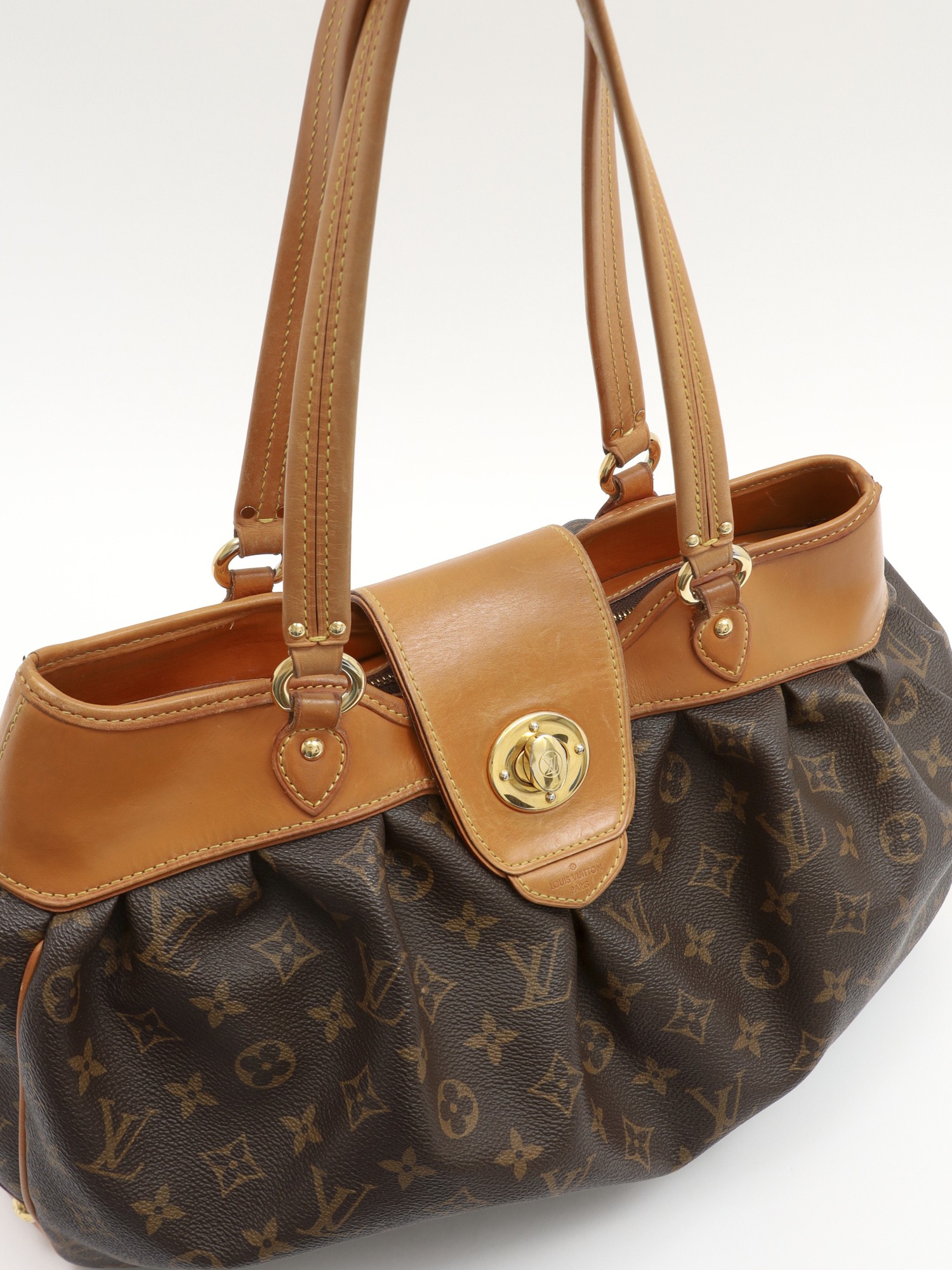 Louis Vuitton Boetie 4