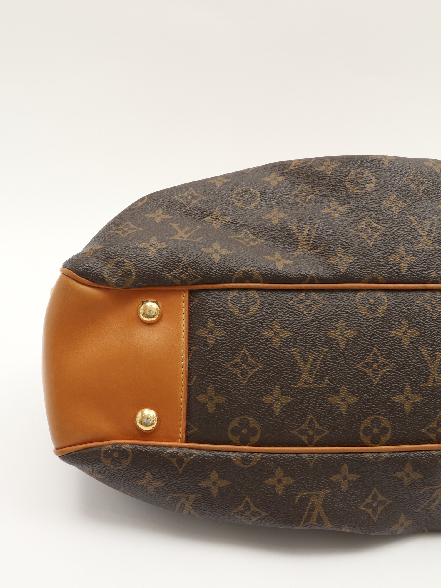 Louis Vuitton Boetie 8