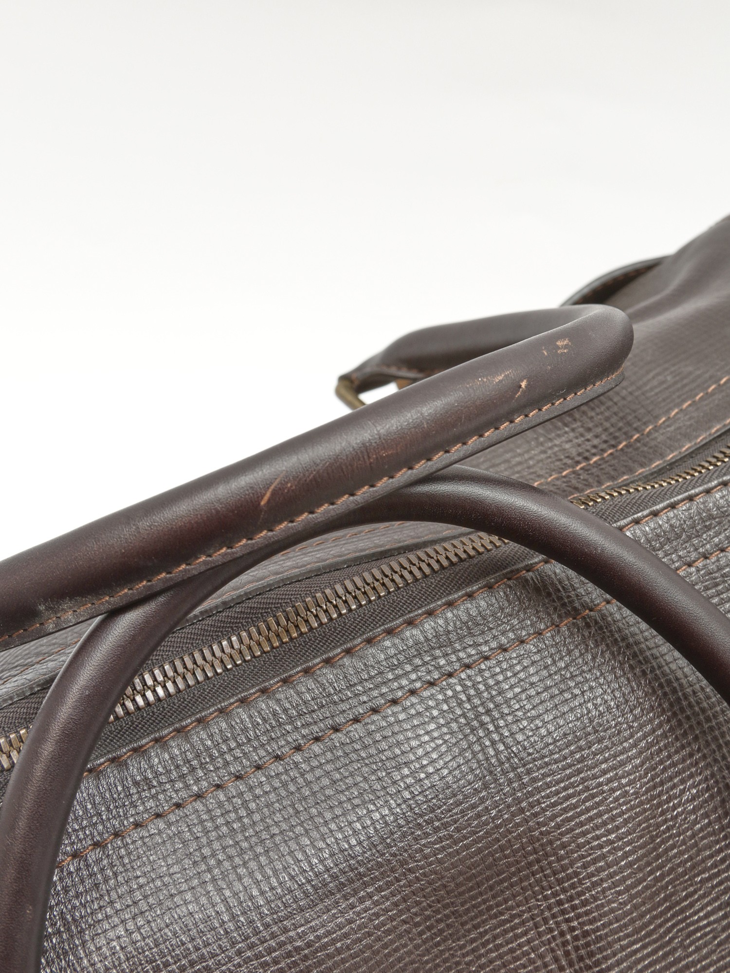 Louis Vuitton Leather Bag 12