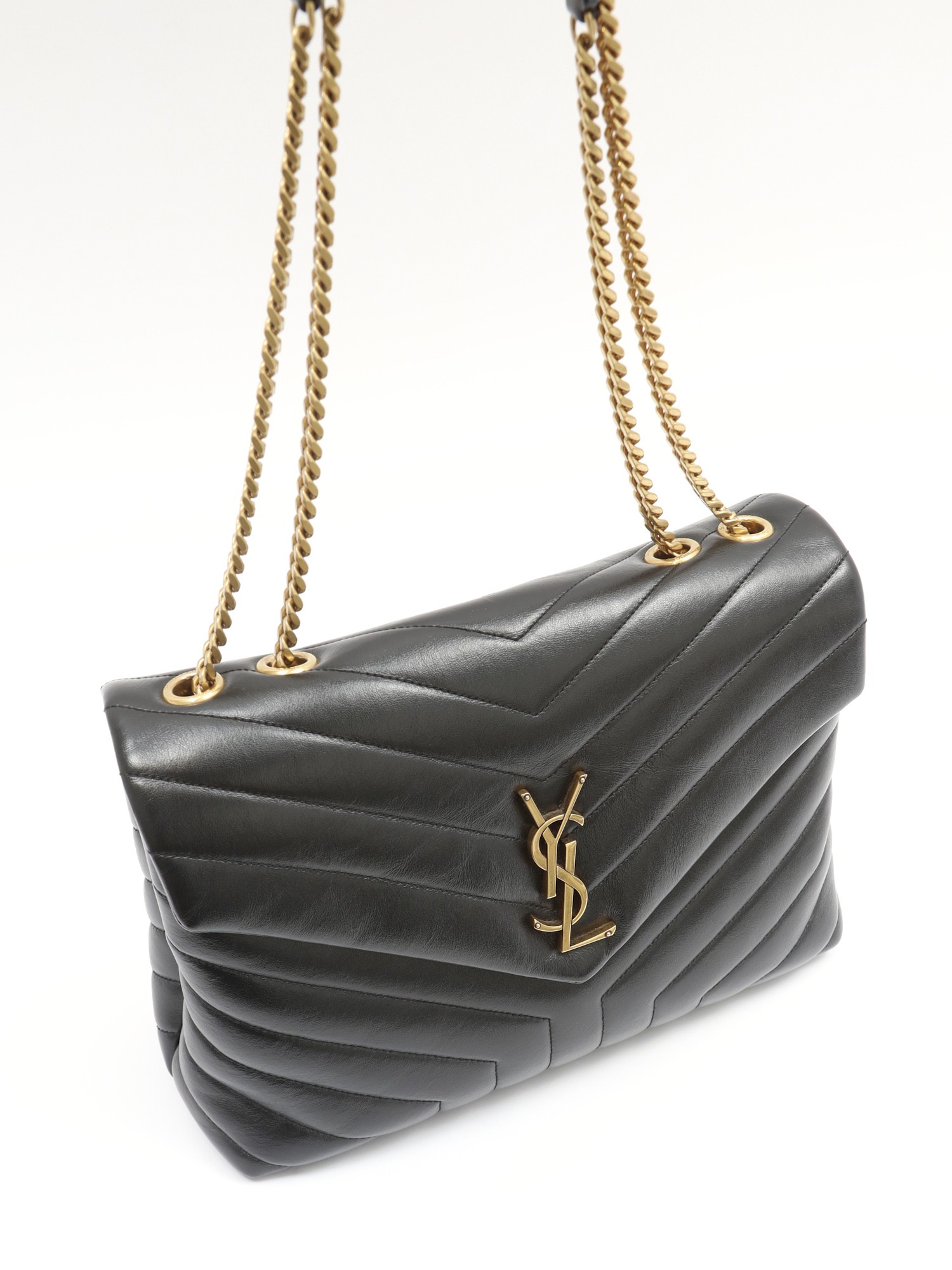 Saint Laurent Loulou  4
