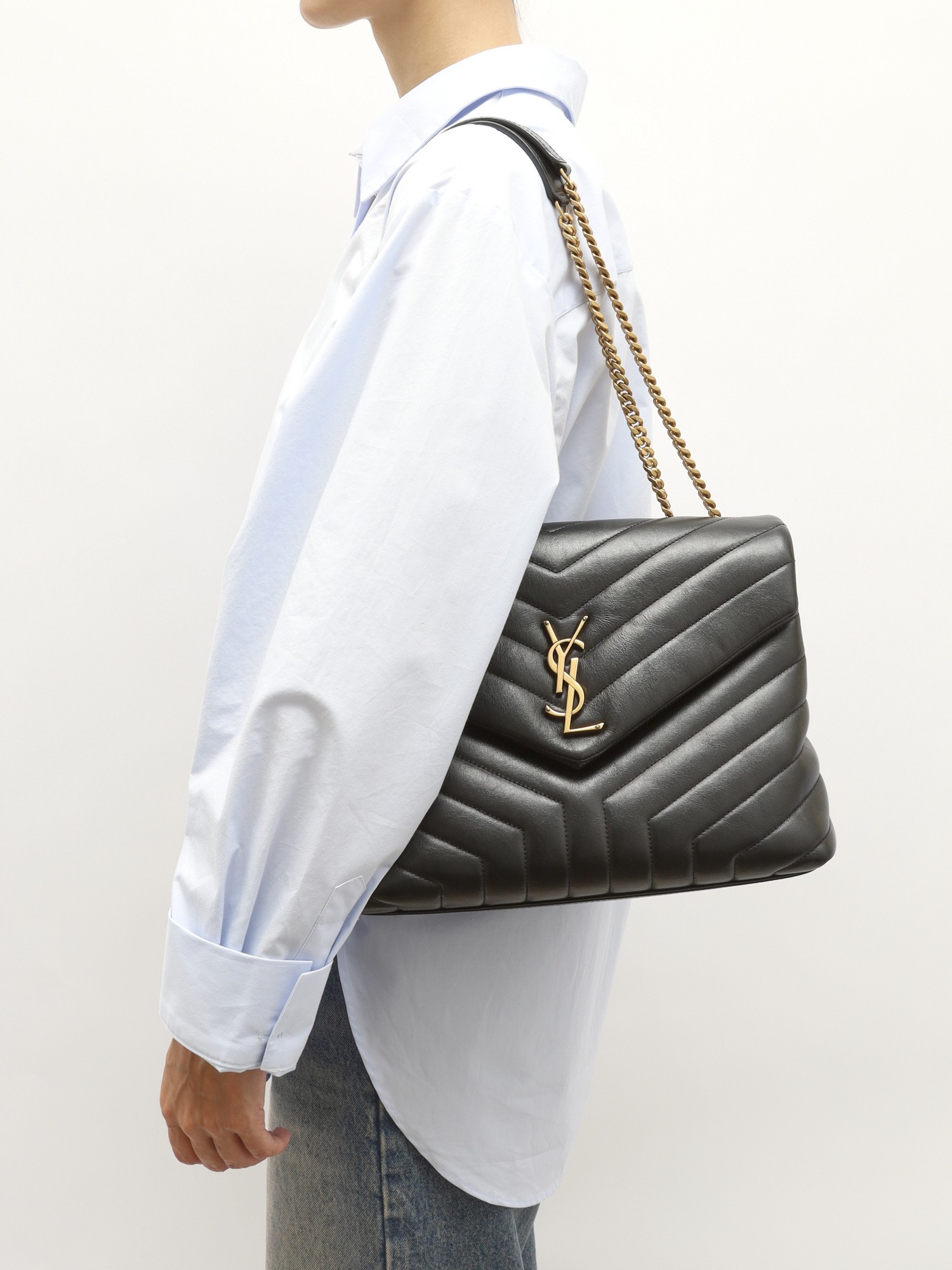 Saint Laurent Loulou  1