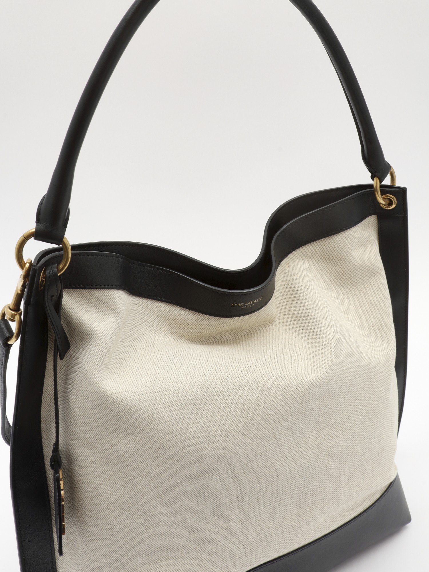 Saint Laurent Tag 12