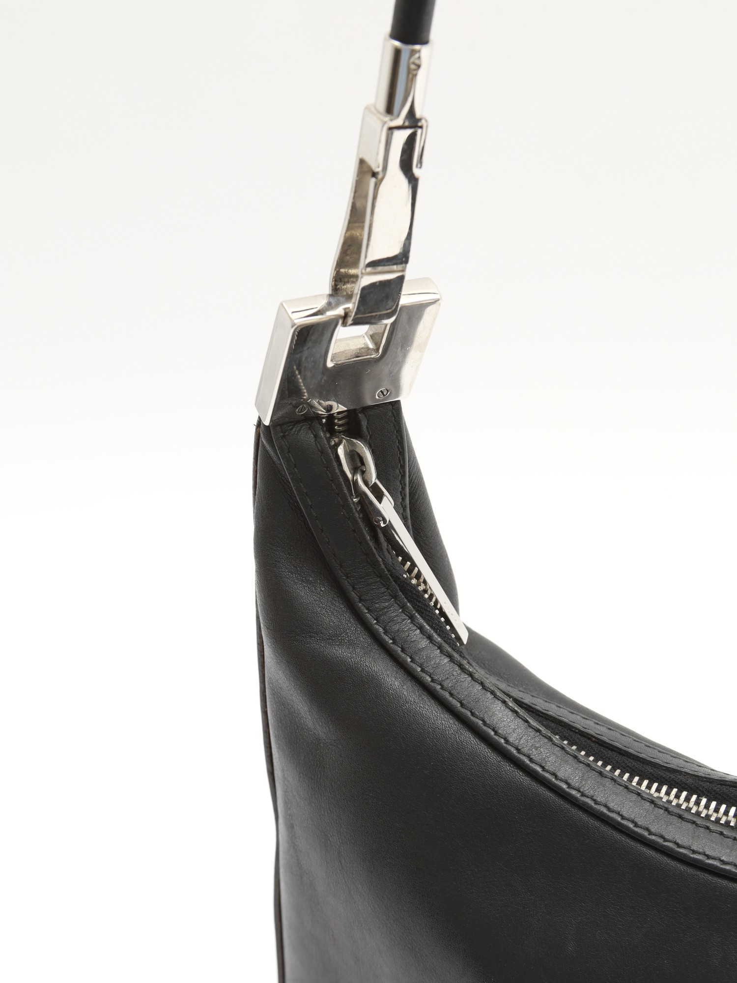 Gucci Leather Bag 5