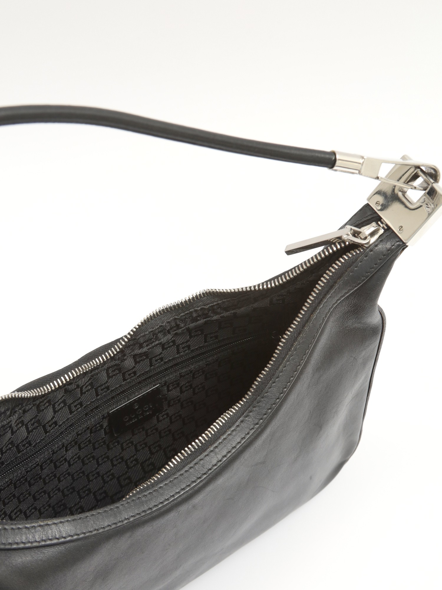 Gucci Leather Bag 11