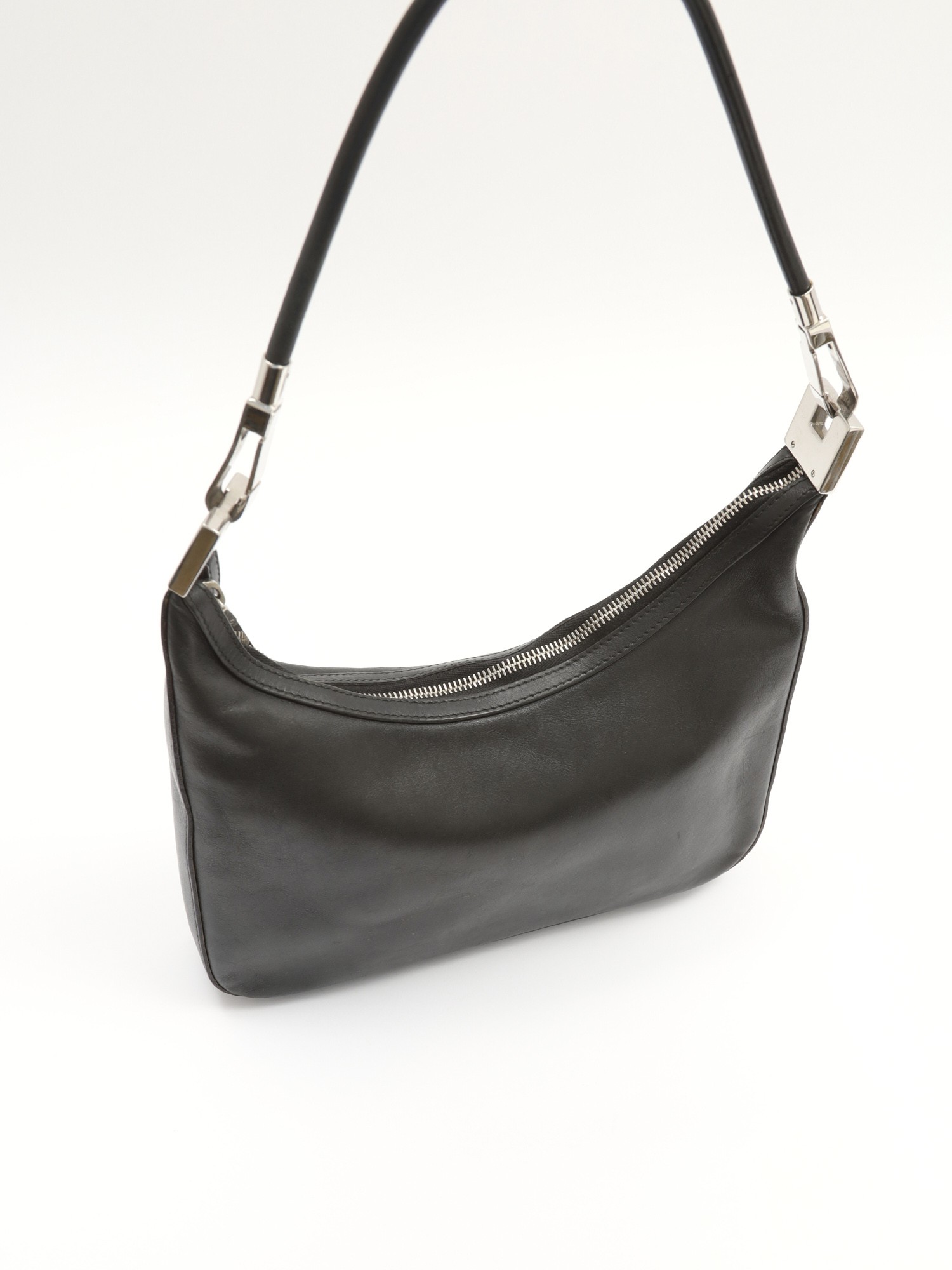 Gucci Leather Bag 4