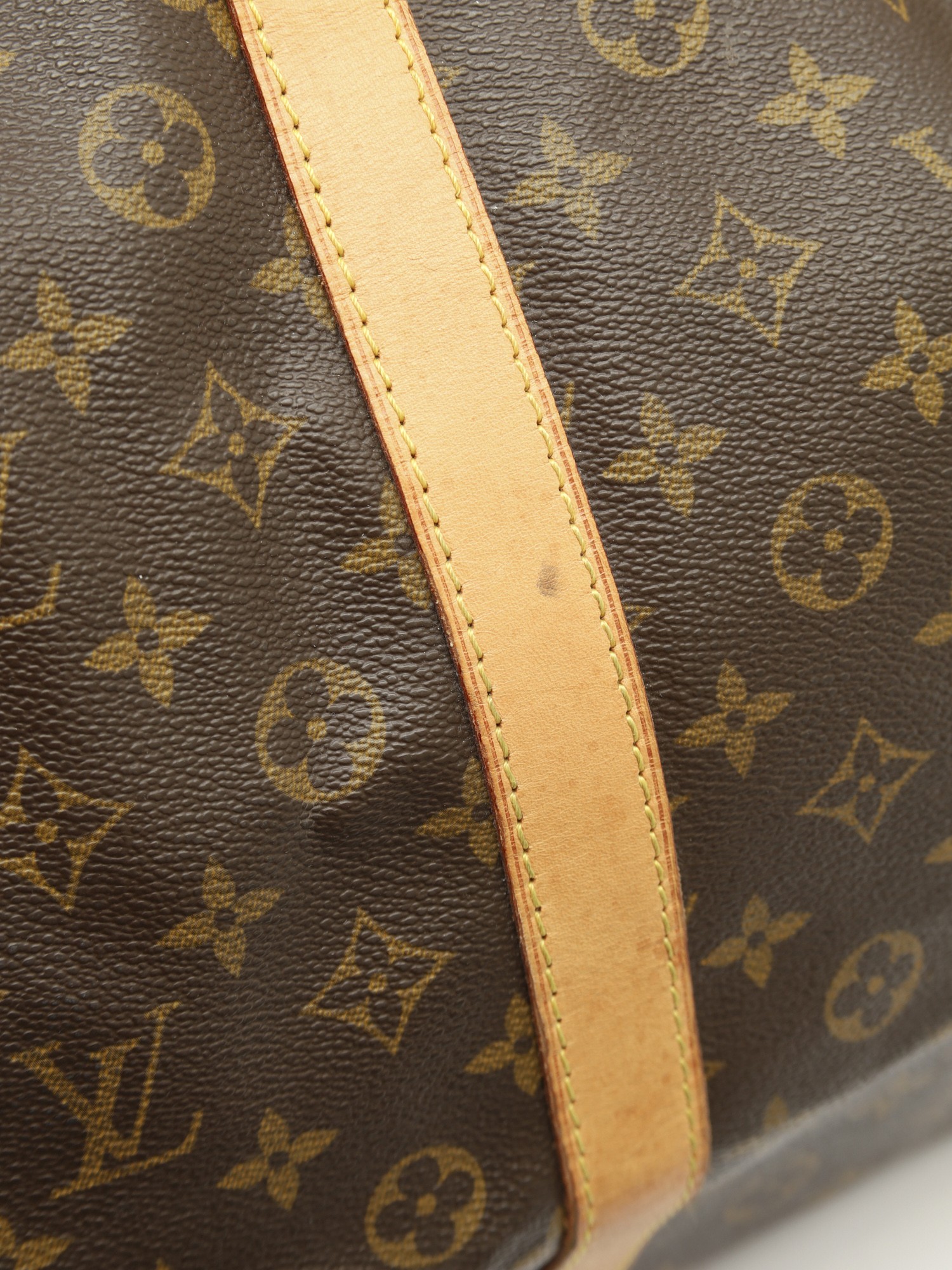 Louis Vuitton Keepall 17