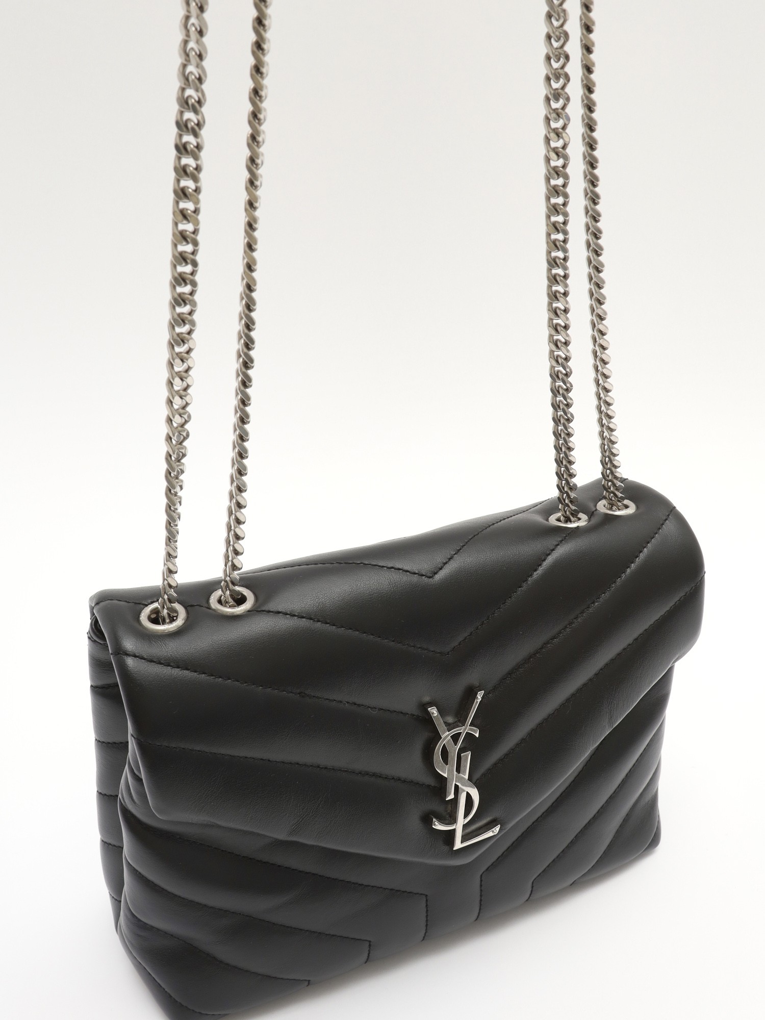 Saint Laurent Loulou  4