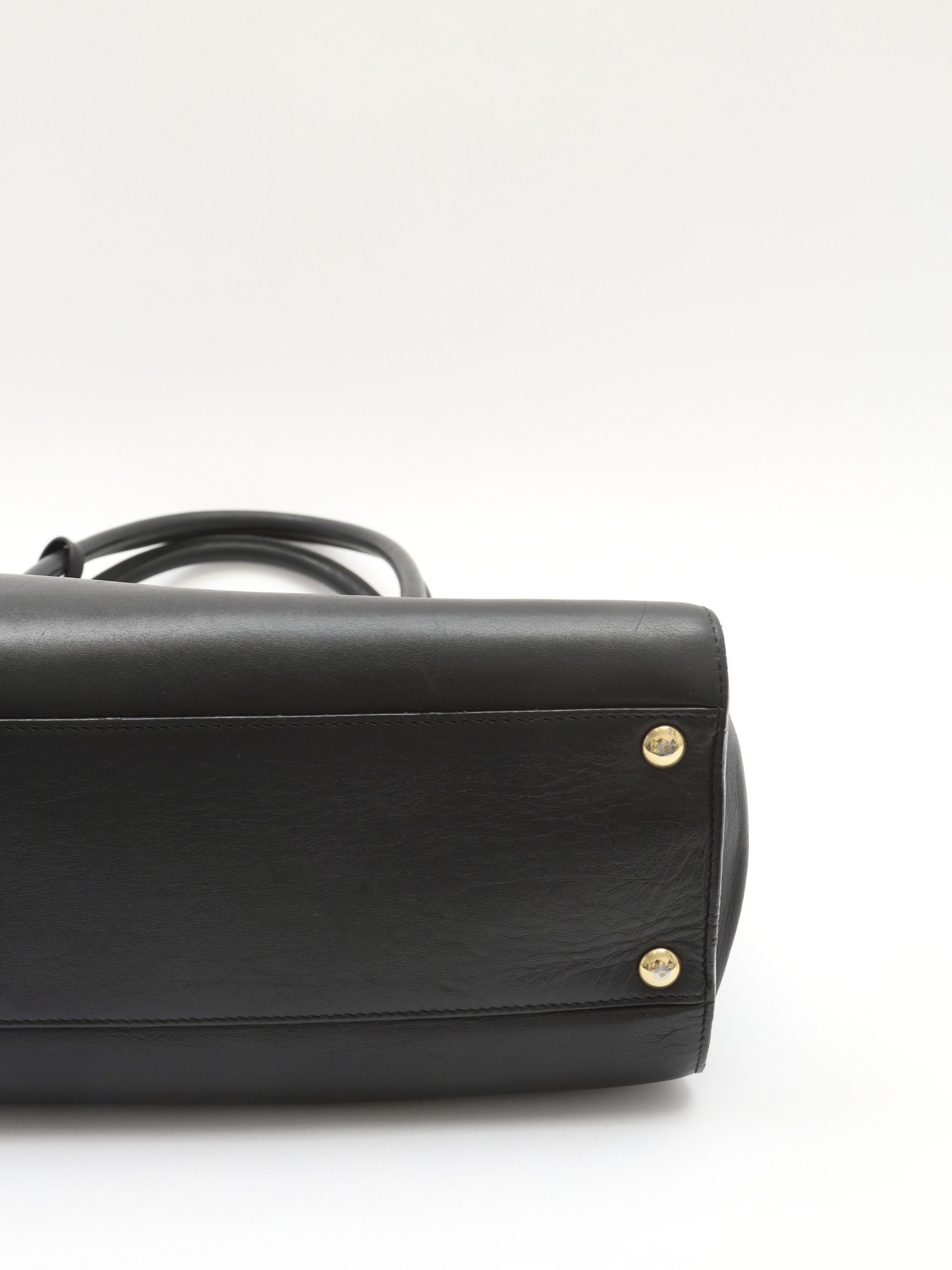 Salvatore Ferragamo Leather Bag  7